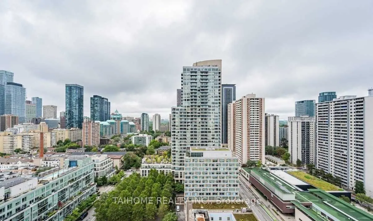 159 Wellesley Street E, #1509