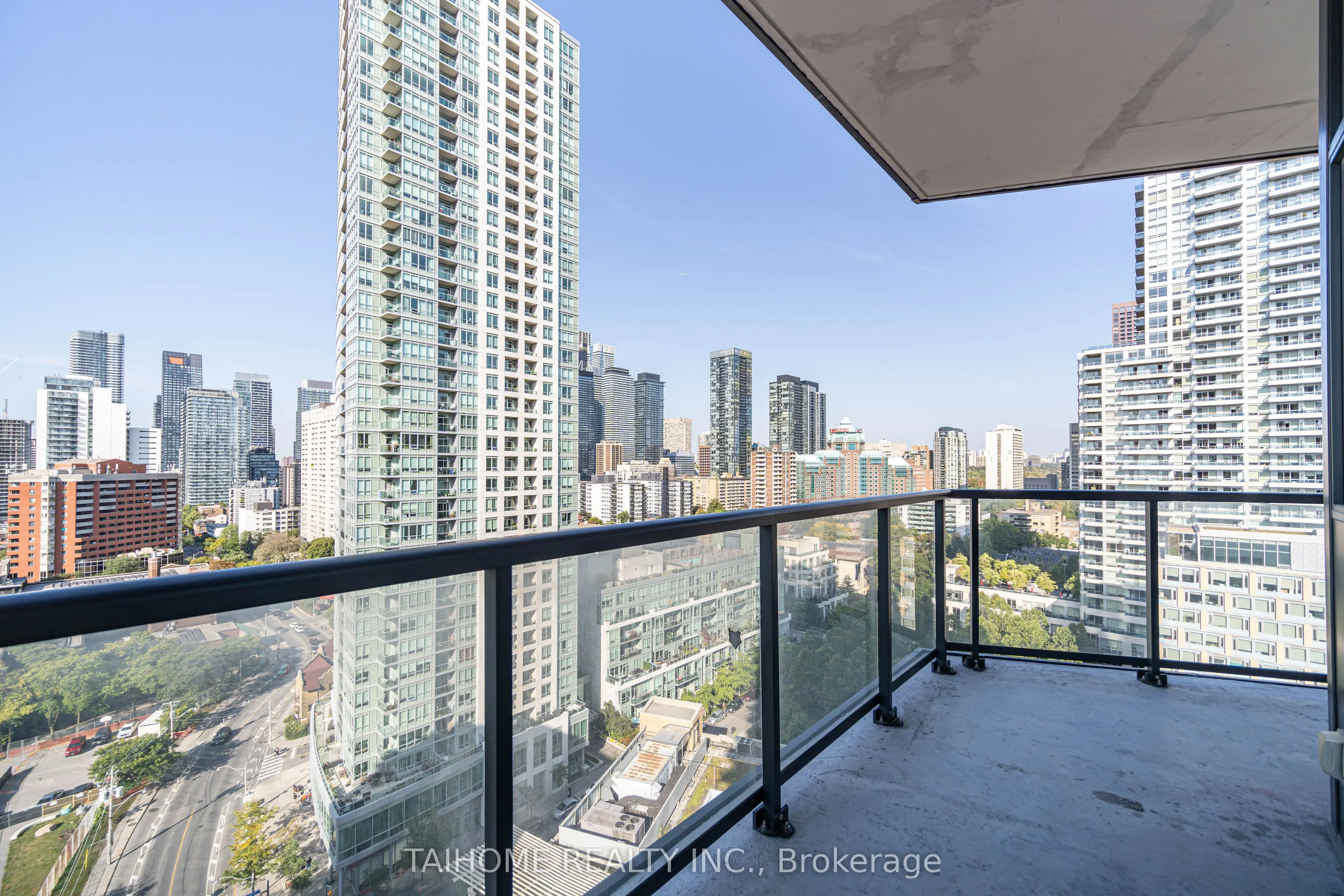 159 Wellesley Street E, #1509