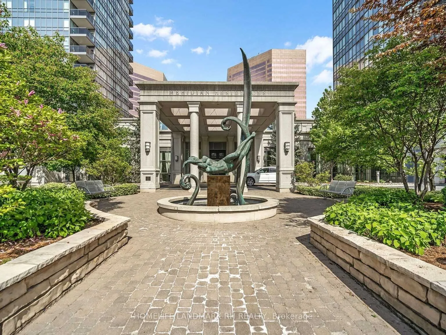 25 Greenview Avenue, #2018