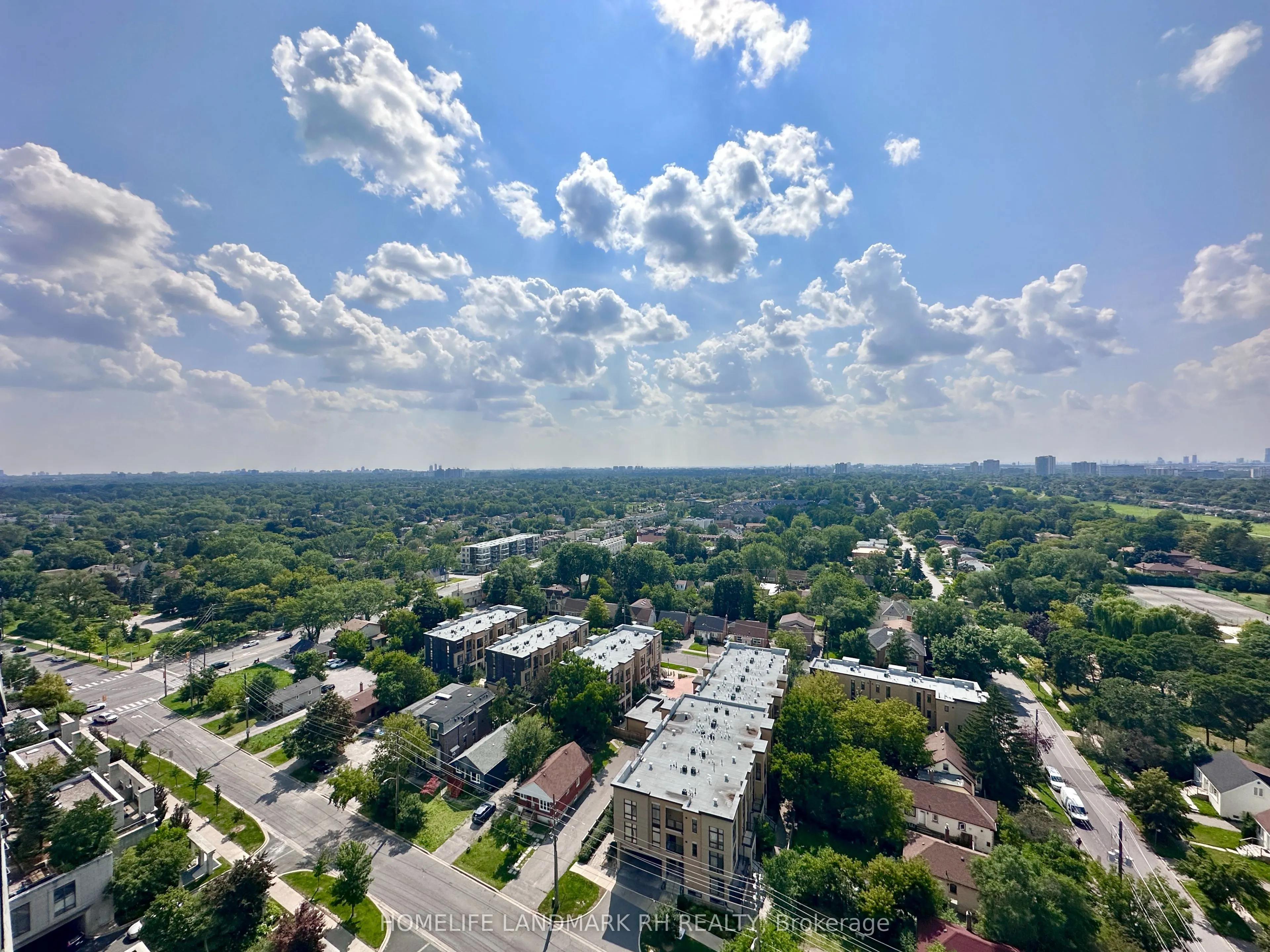 25 Greenview Avenue, #2018