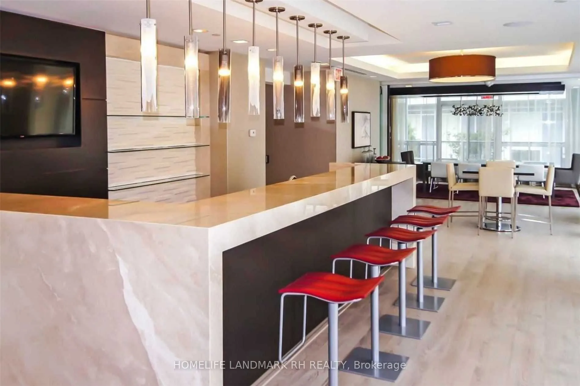 275 Yorkland Road, #912