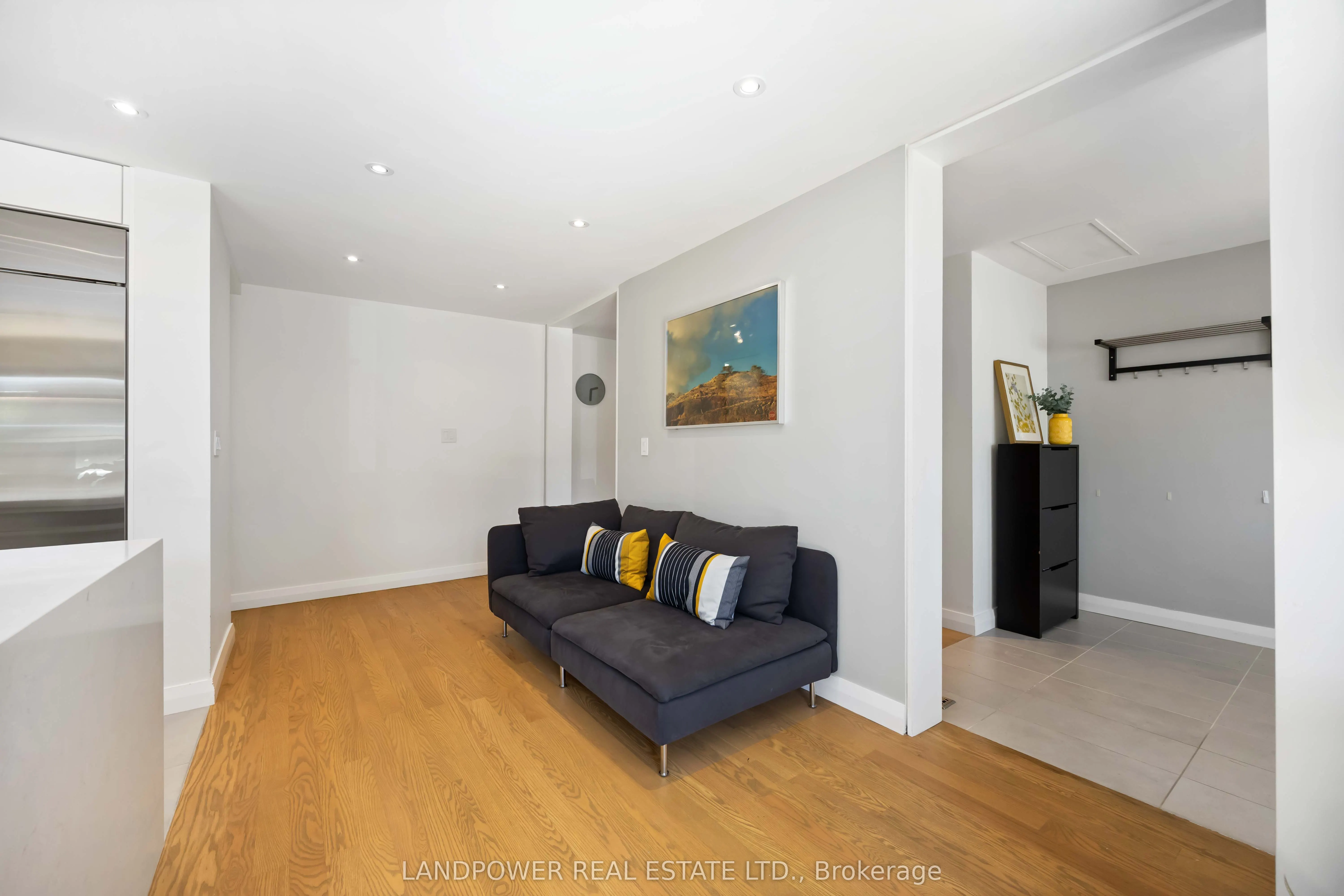 48 Marowyne Drive