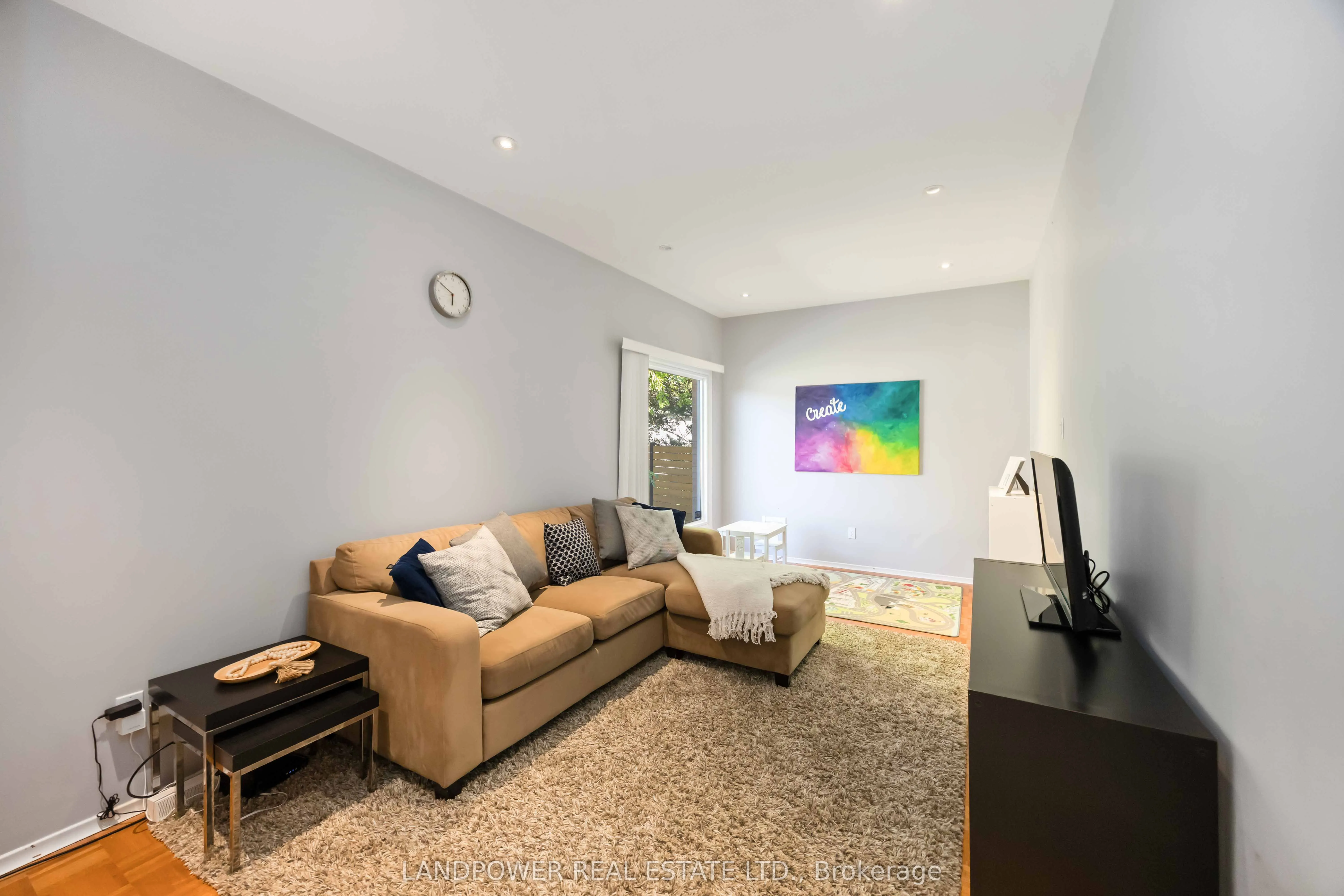 48 Marowyne Drive