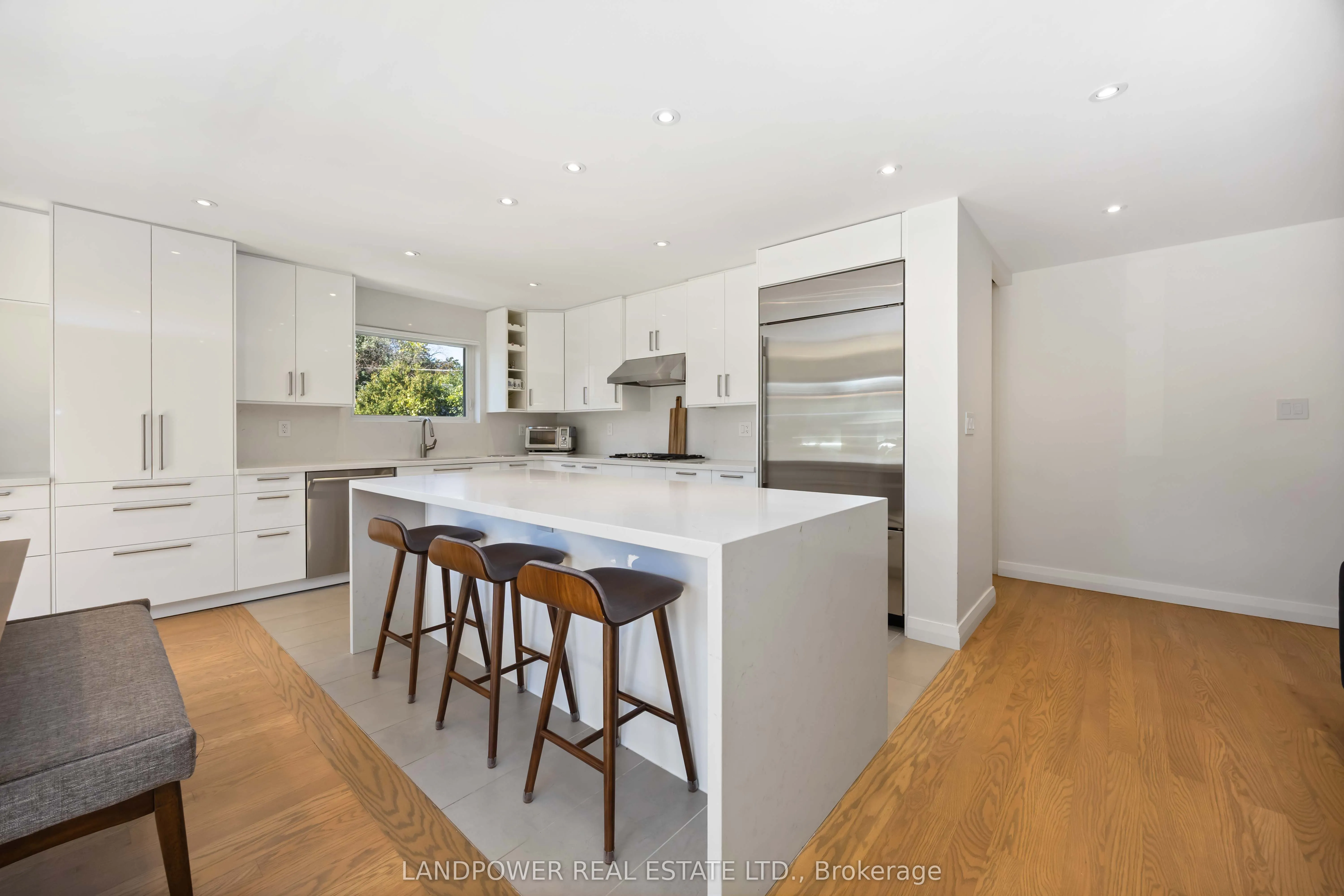 48 Marowyne Drive