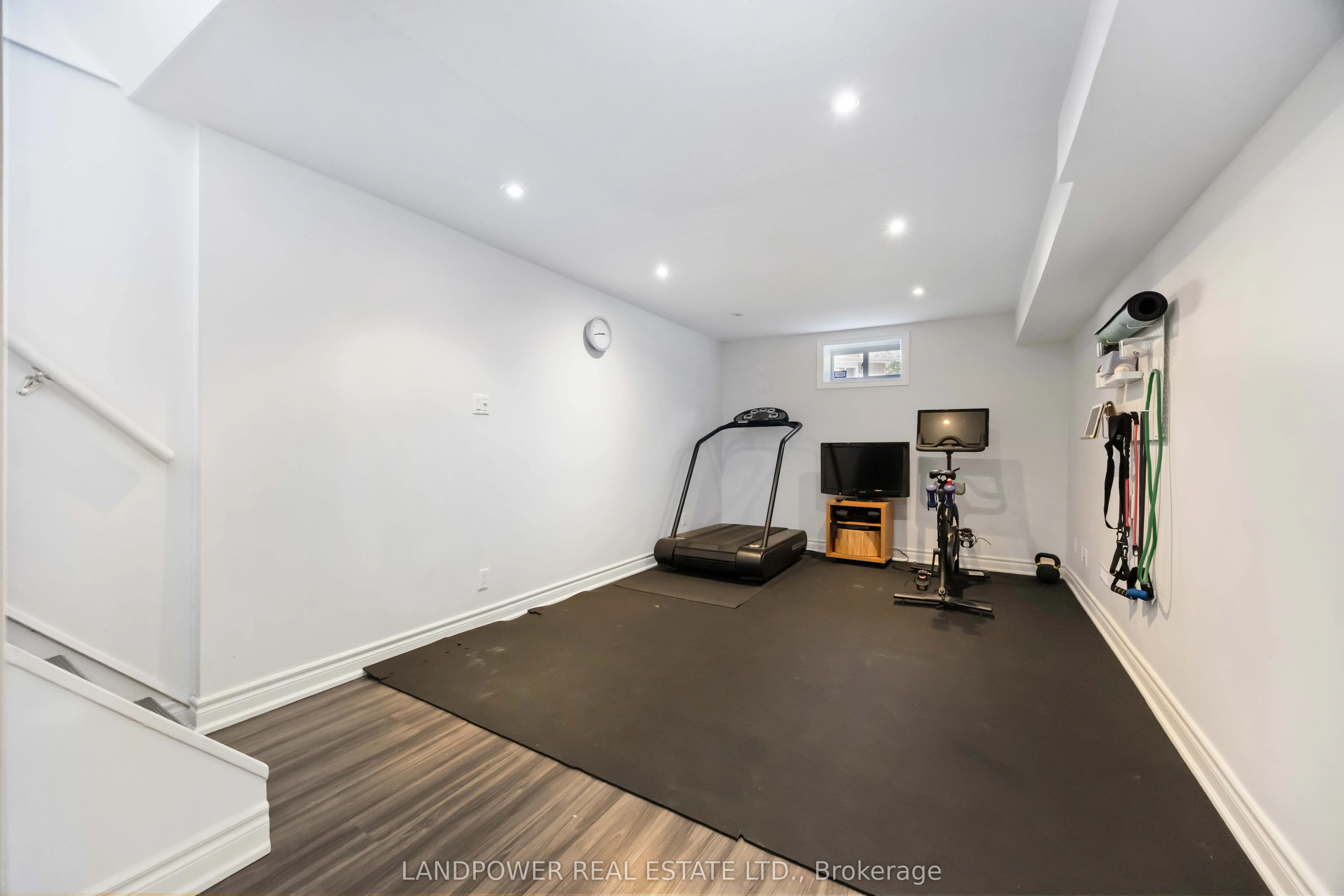 48 Marowyne Drive