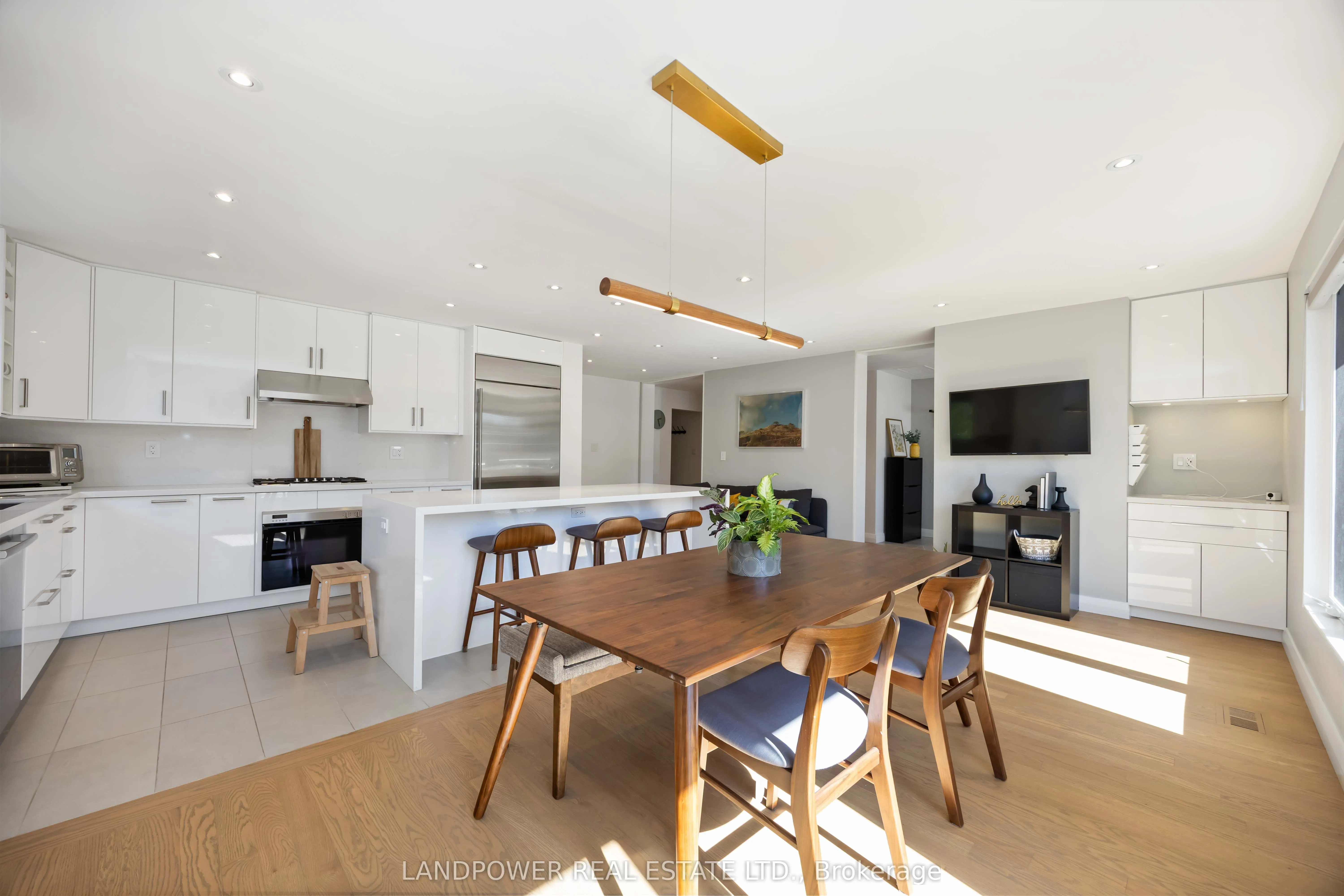 48 Marowyne Drive