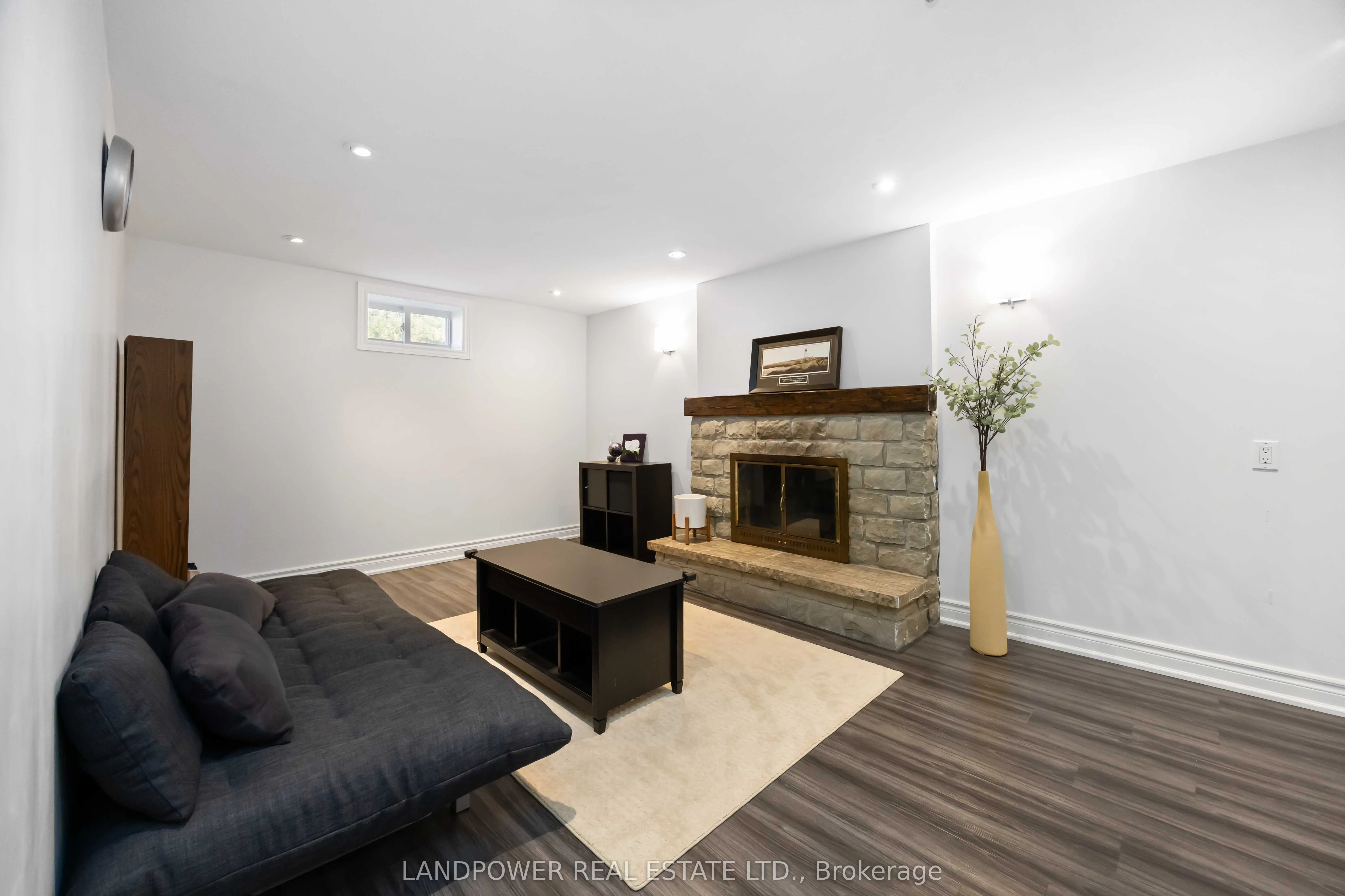 48 Marowyne Drive