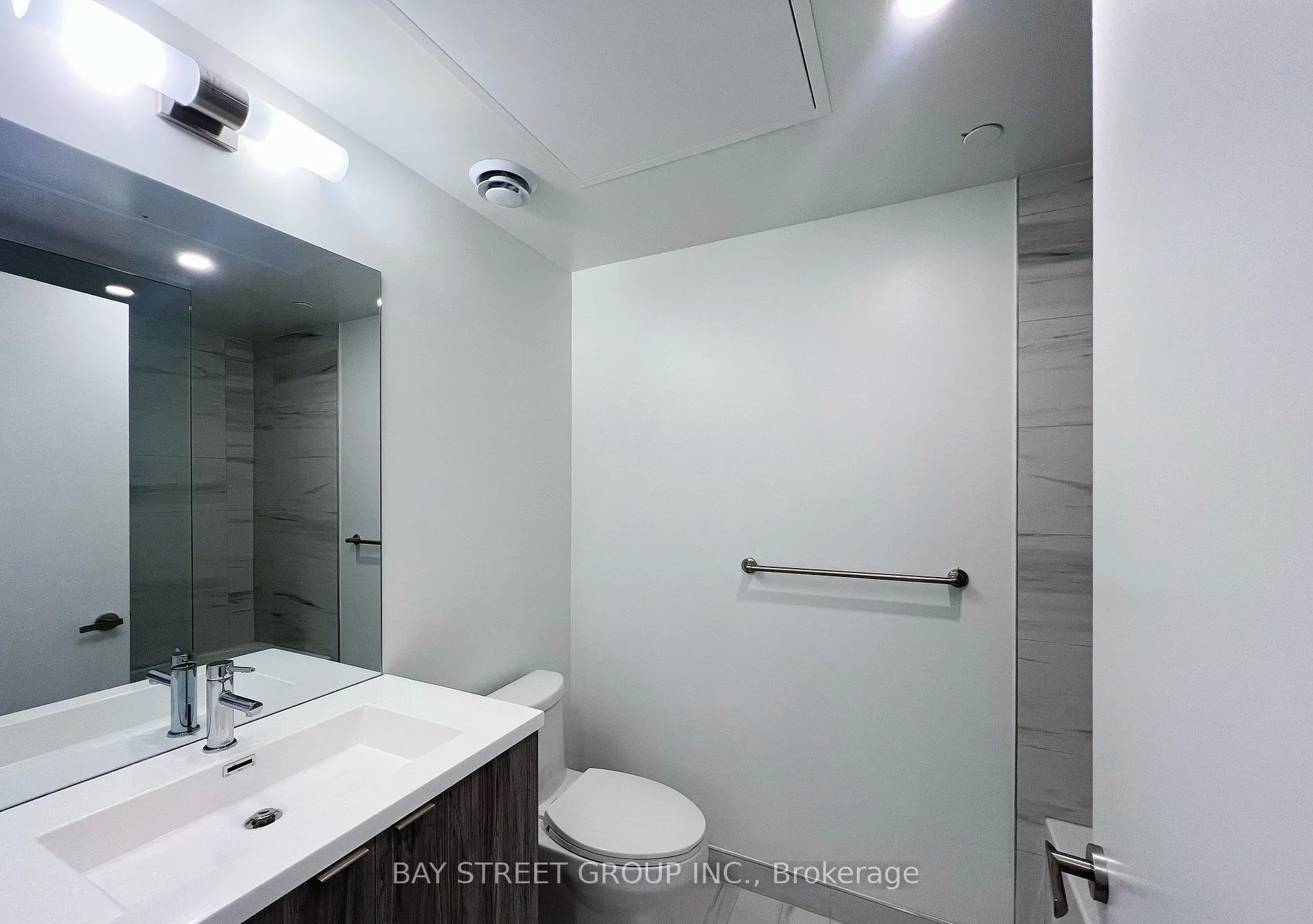 138 downes Street, #6110