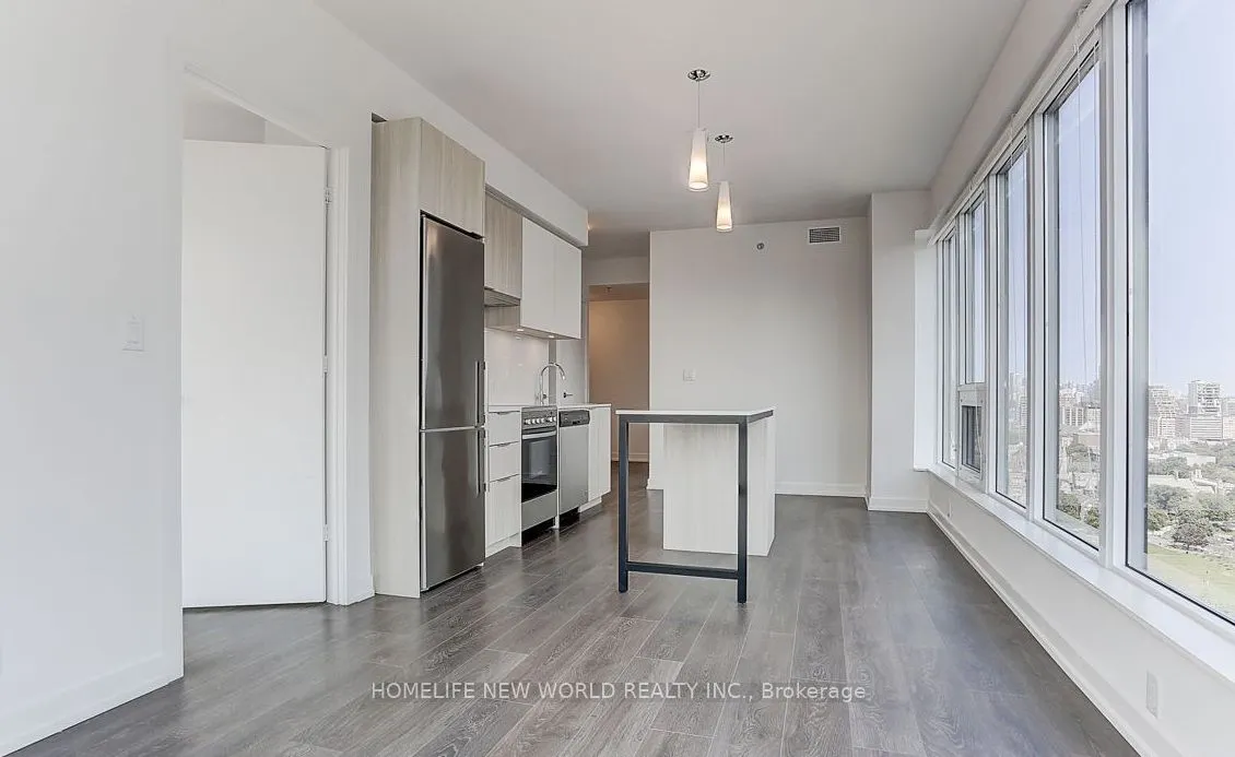 203 College Street, #1408