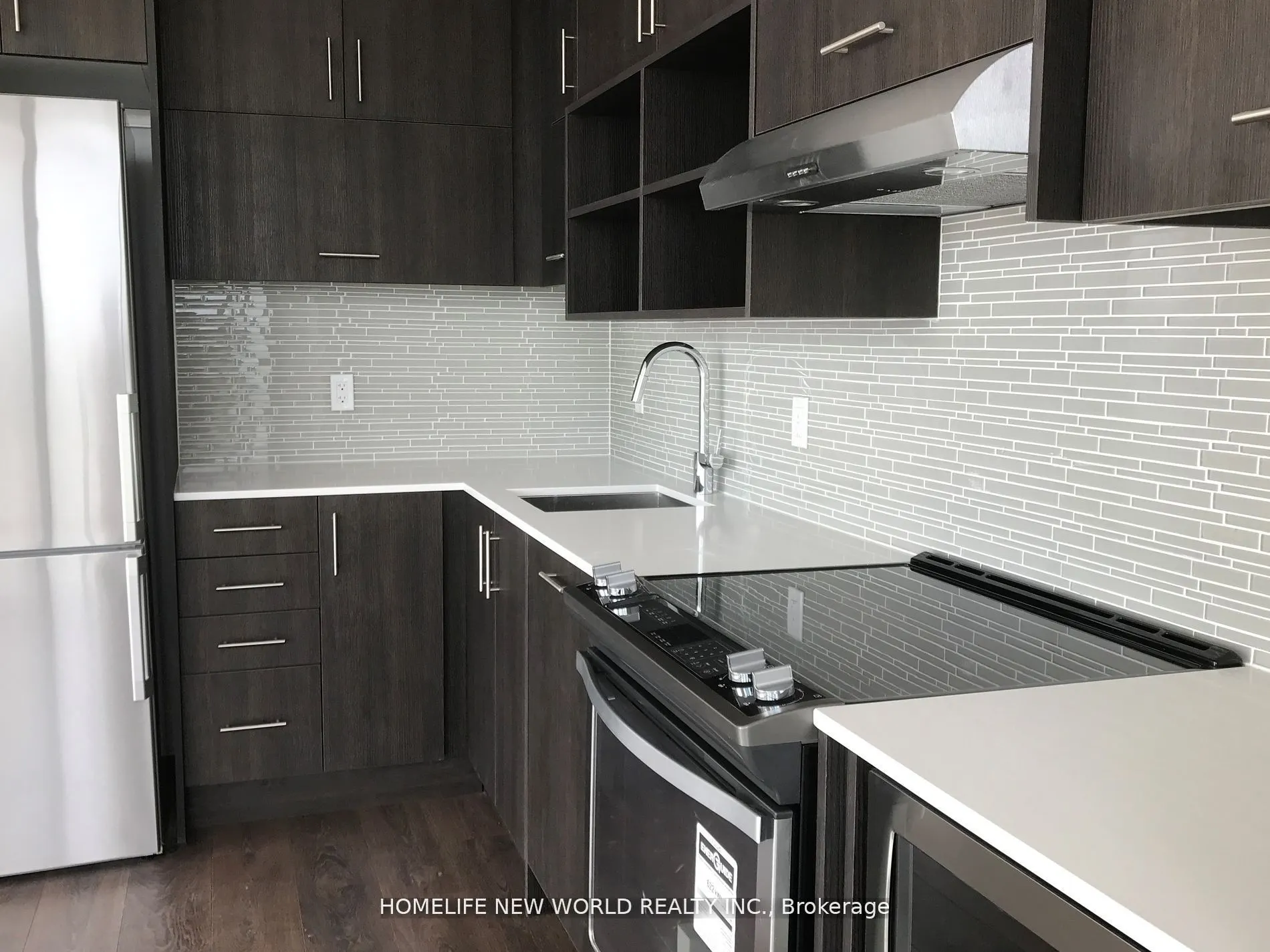 150 Fairview Mall Drive, #1211
