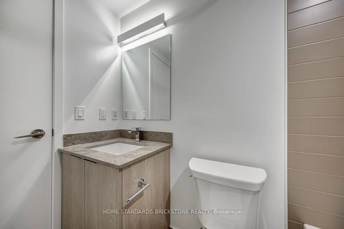 501 Yonge Street, #3010