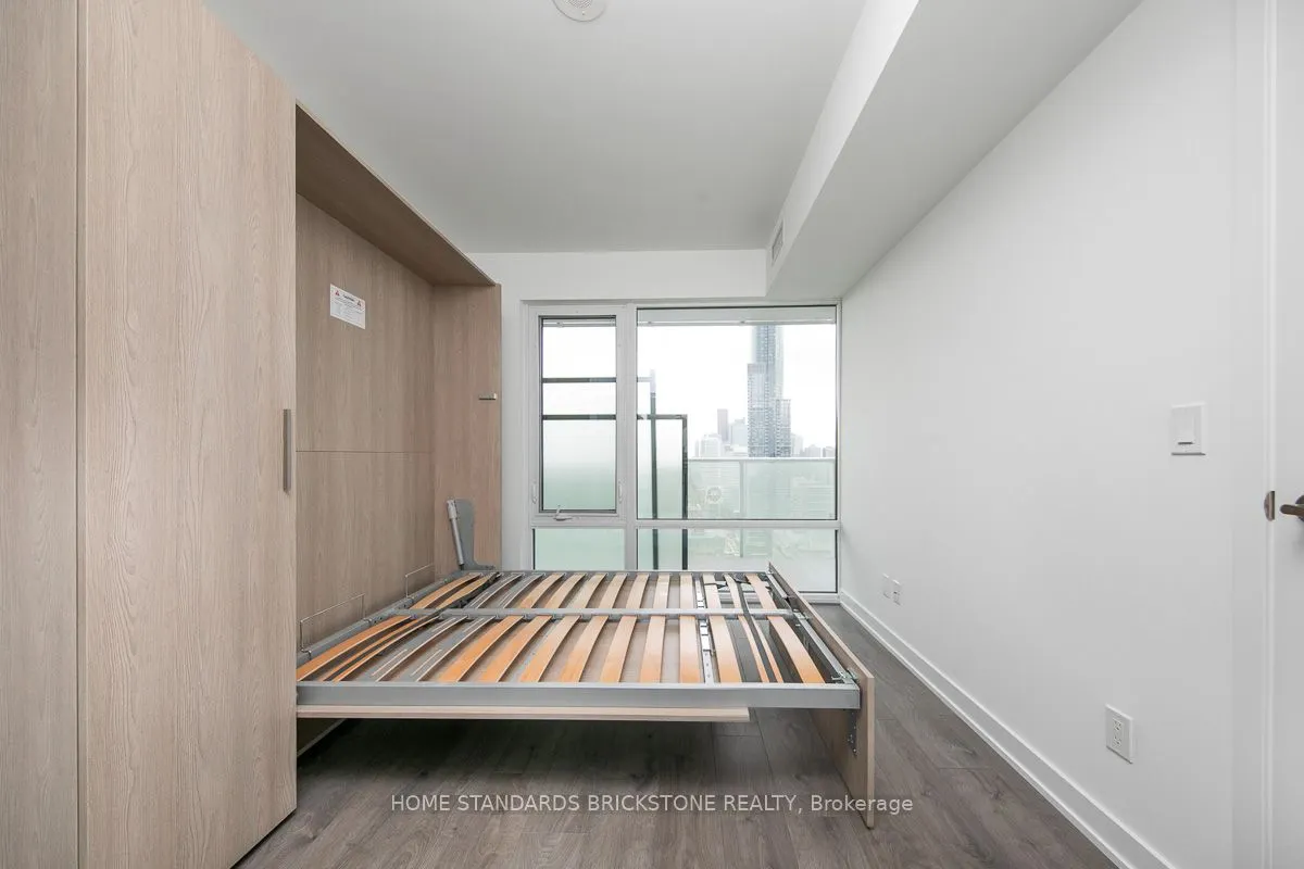501 Yonge Street, #3010