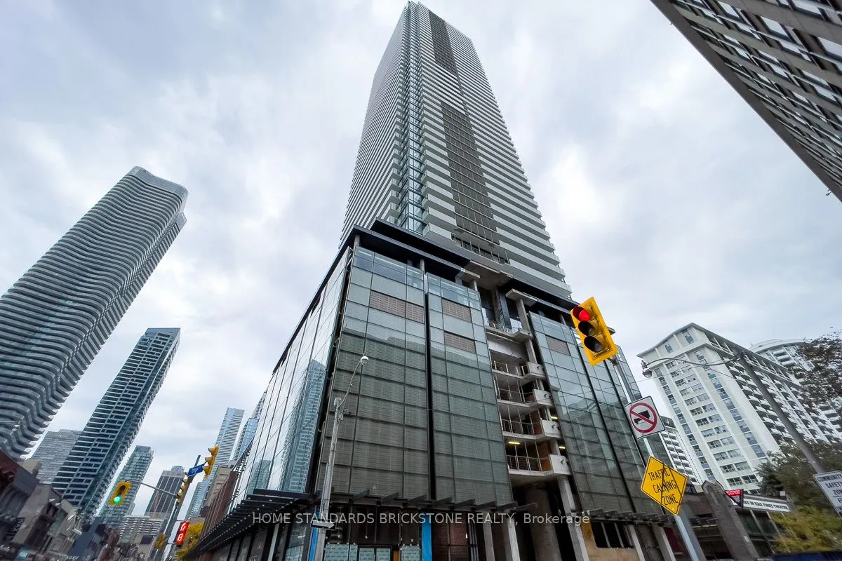 501 Yonge Street, #3010