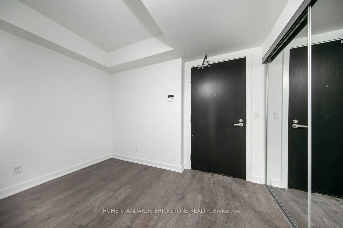 501 Yonge Street, #3010
