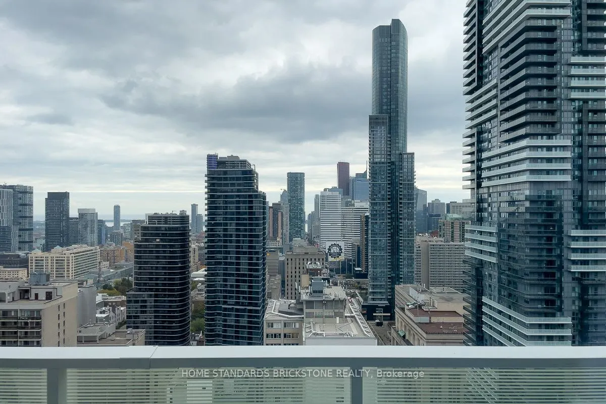 501 Yonge Street, #3010