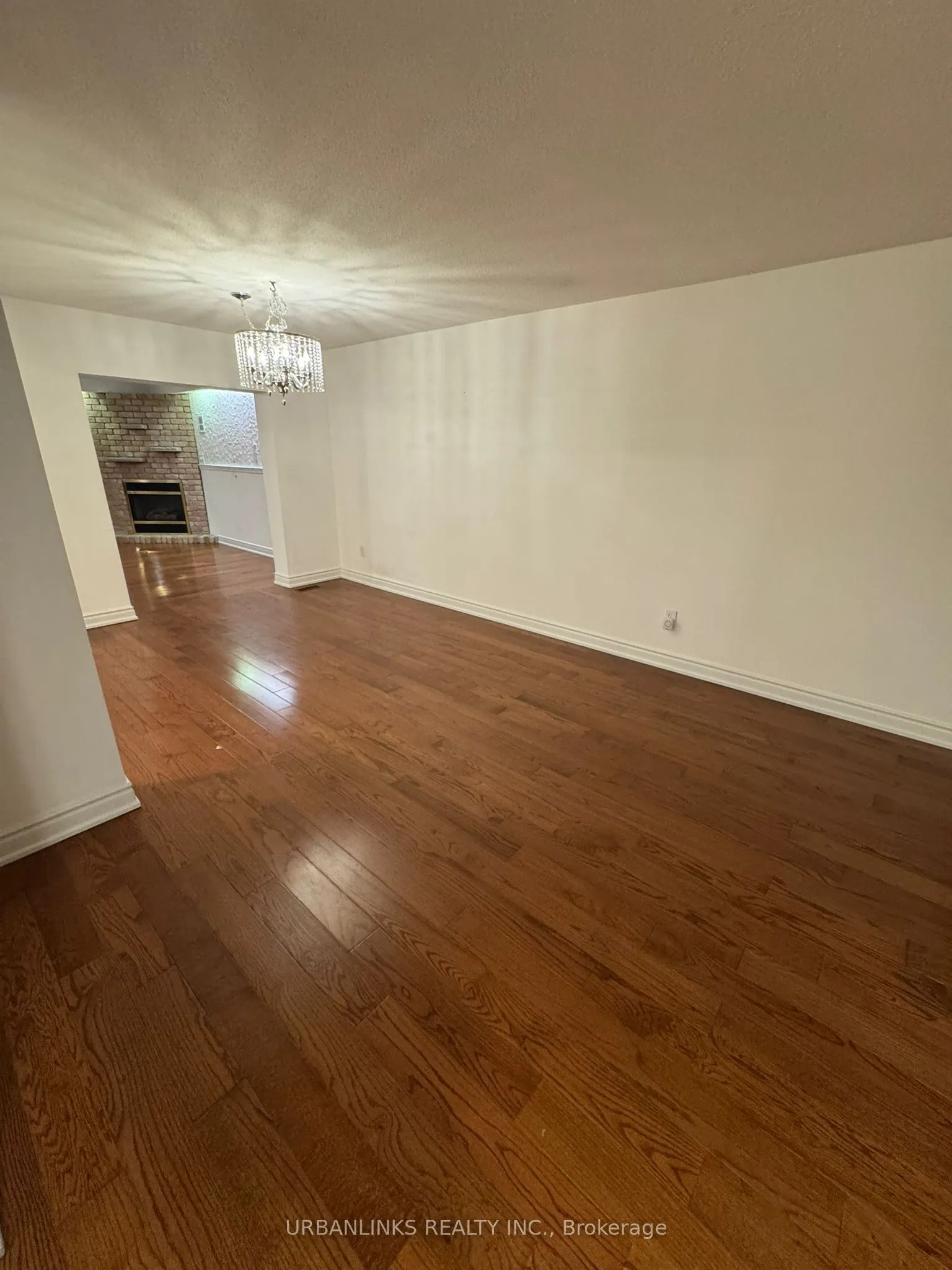 7 Shaughnessy Boulevard