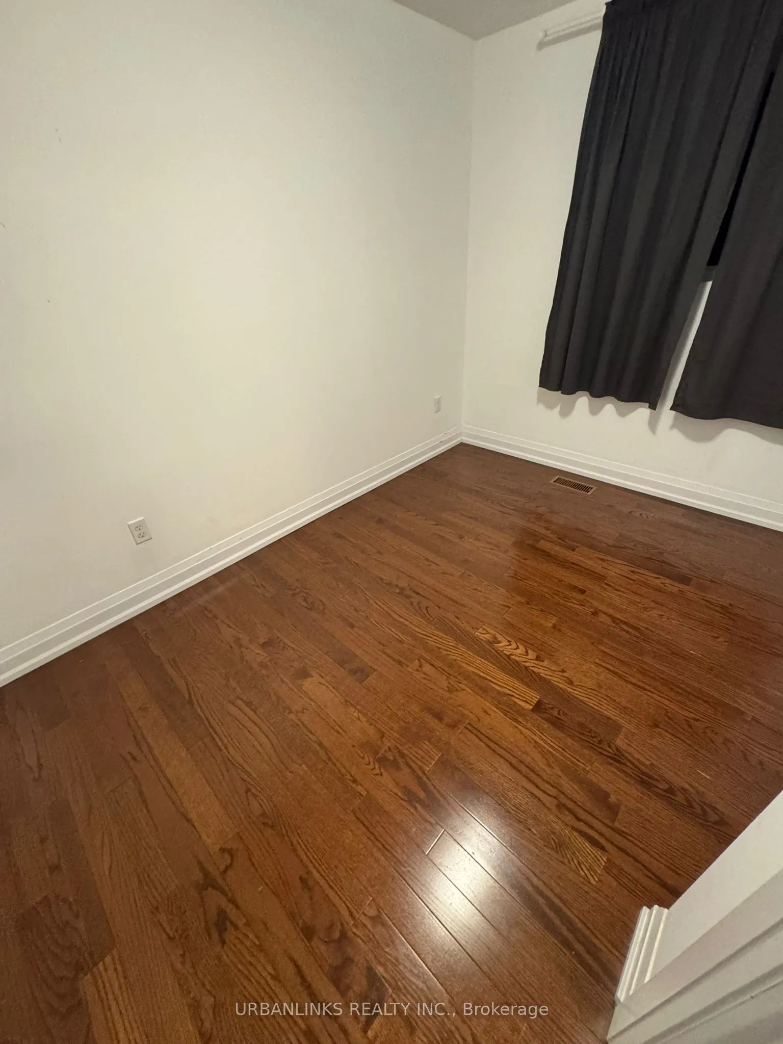 7 Shaughnessy Boulevard