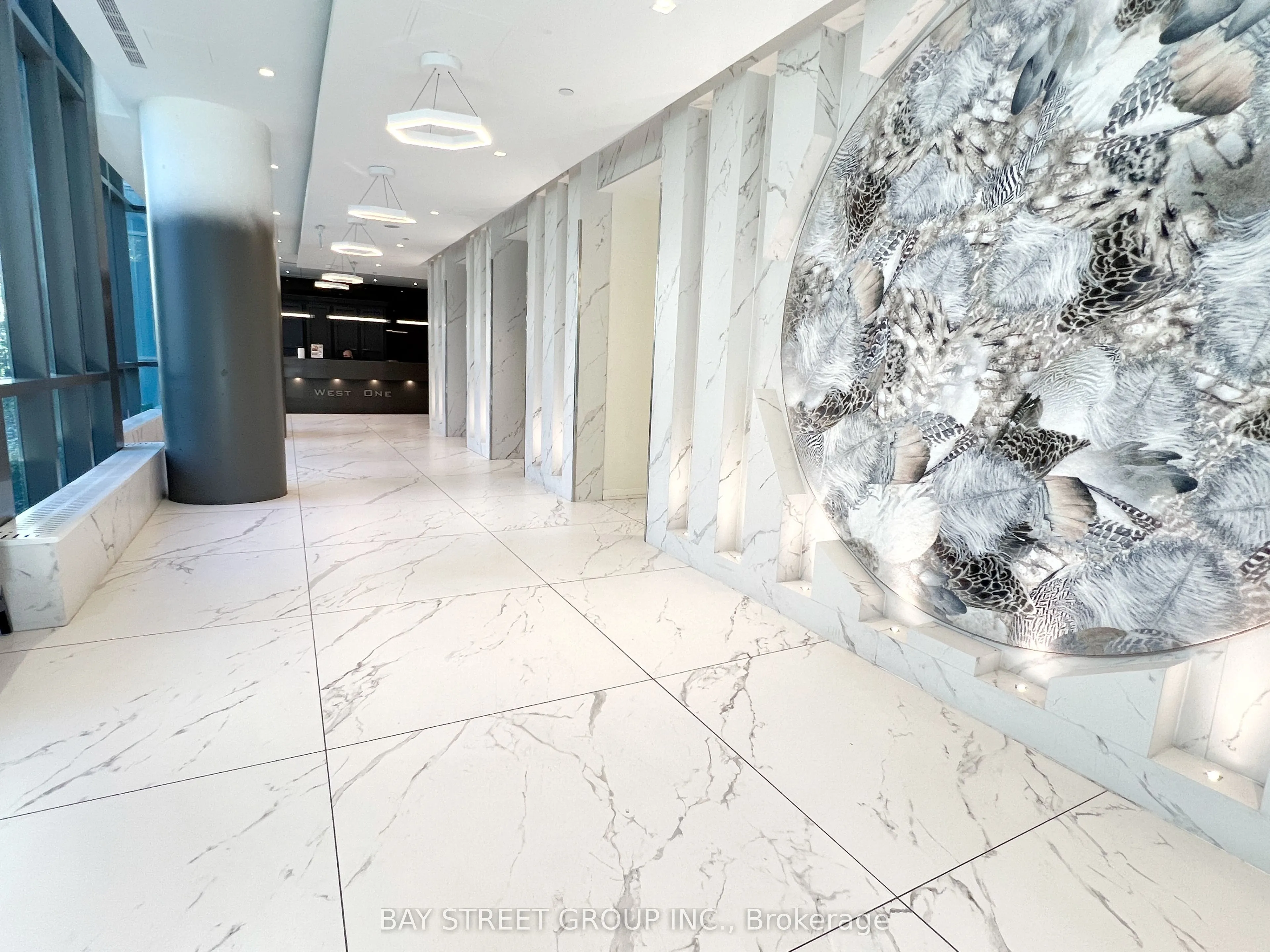 11 Brunel Court, #3716