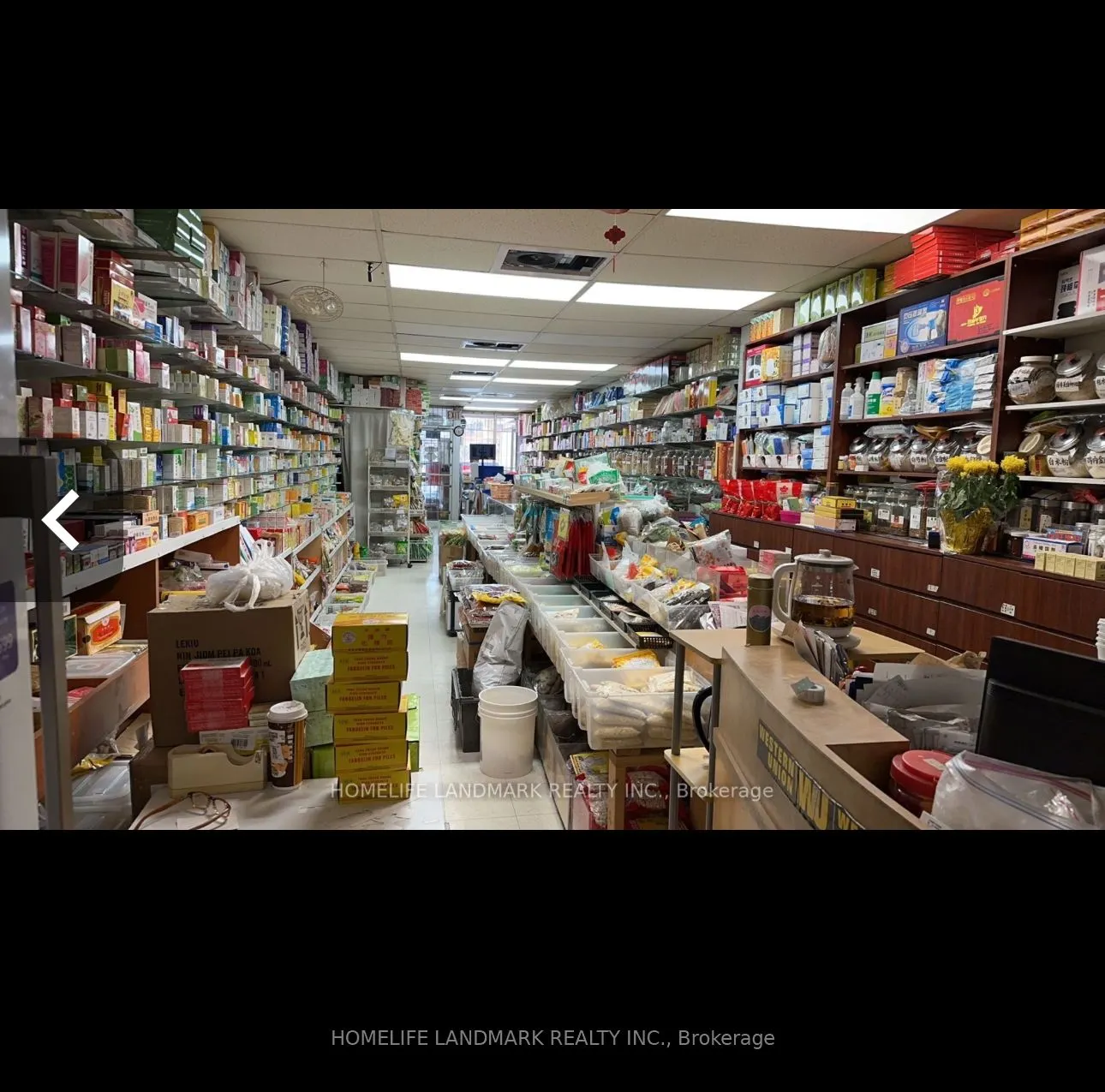 480 Dundas Street W