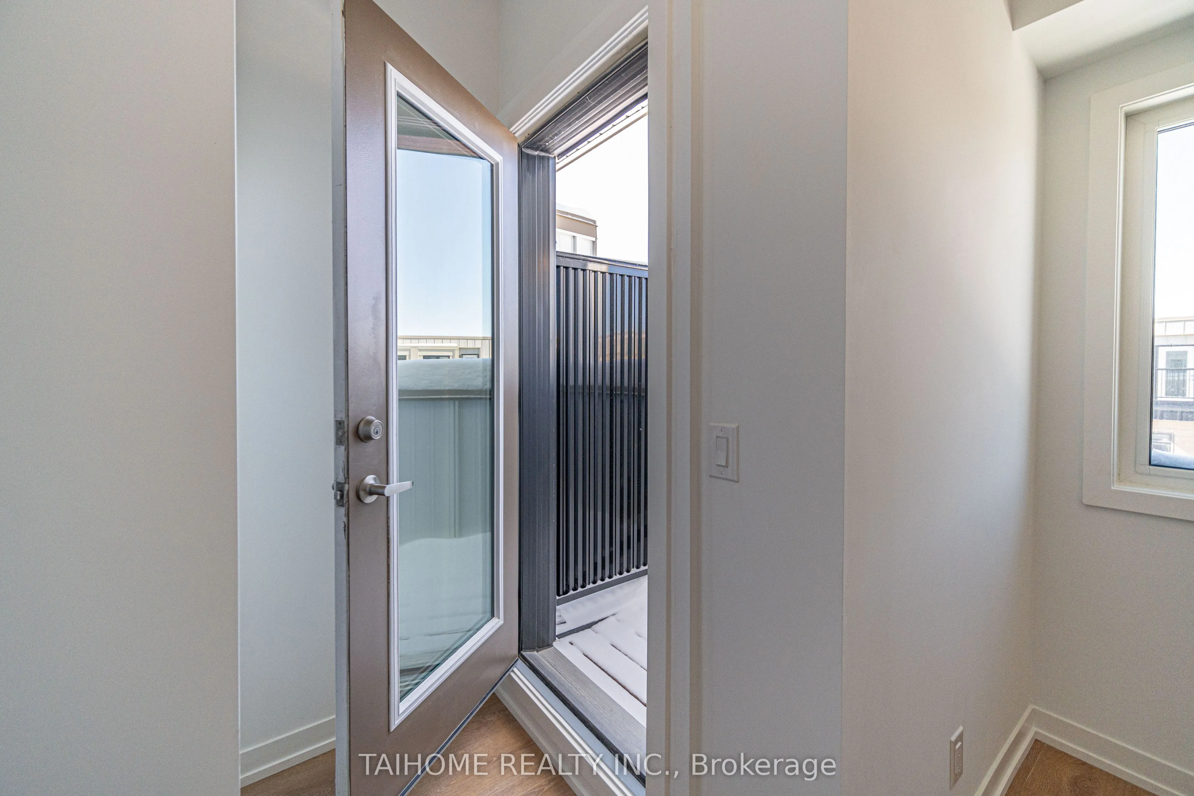 35 CASE OOTES Drive