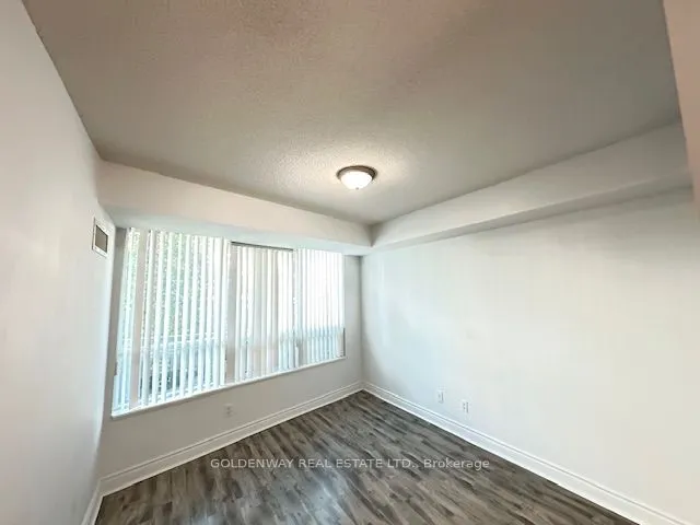 15 Greenview Avenue, #414