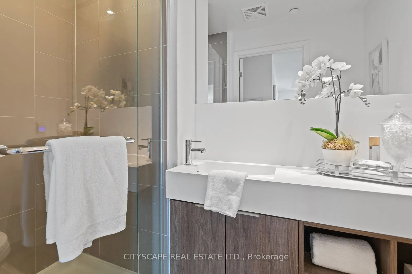 15 Lower Jarvis Street S, #1603