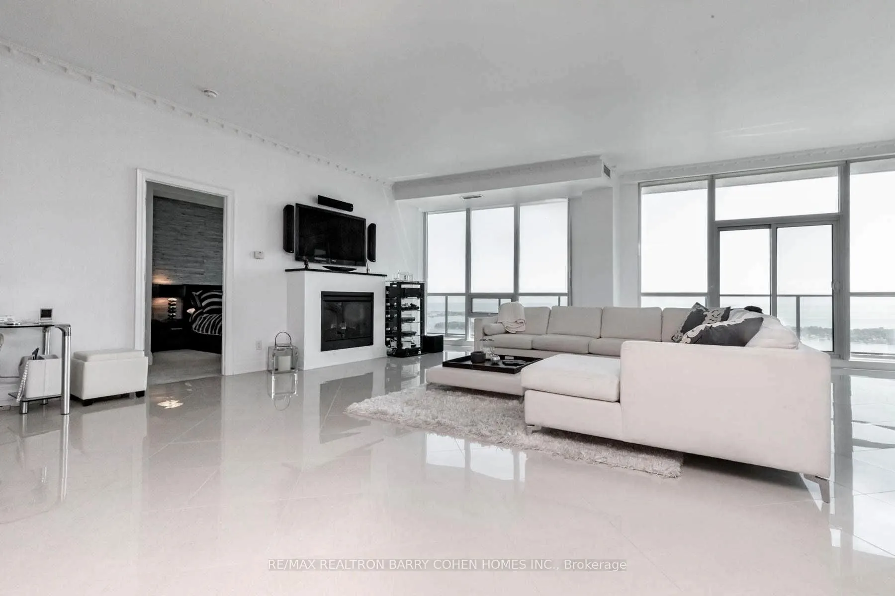 16 Harbour Street, #5101