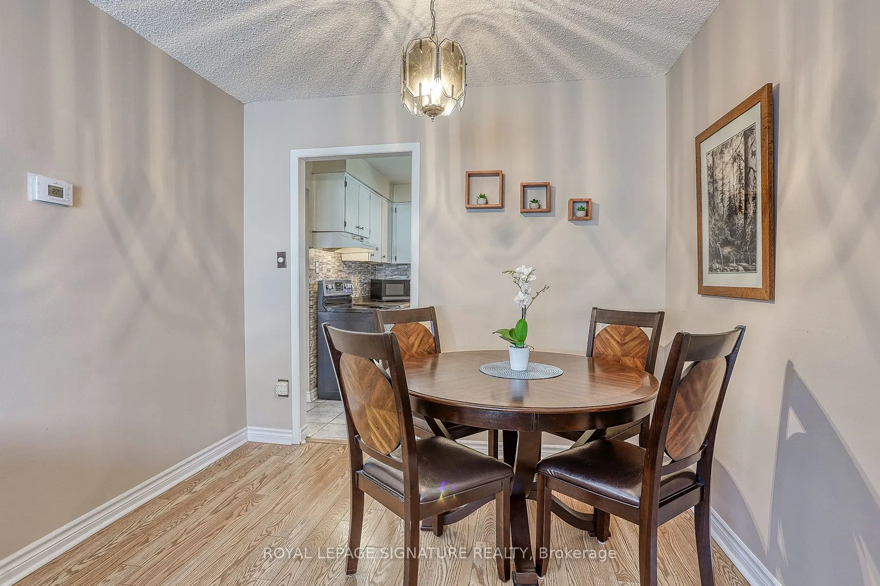 5 Golden Appleway, #90