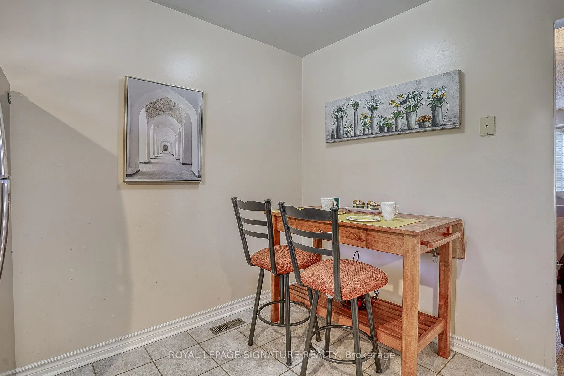 5 Golden Appleway, #90