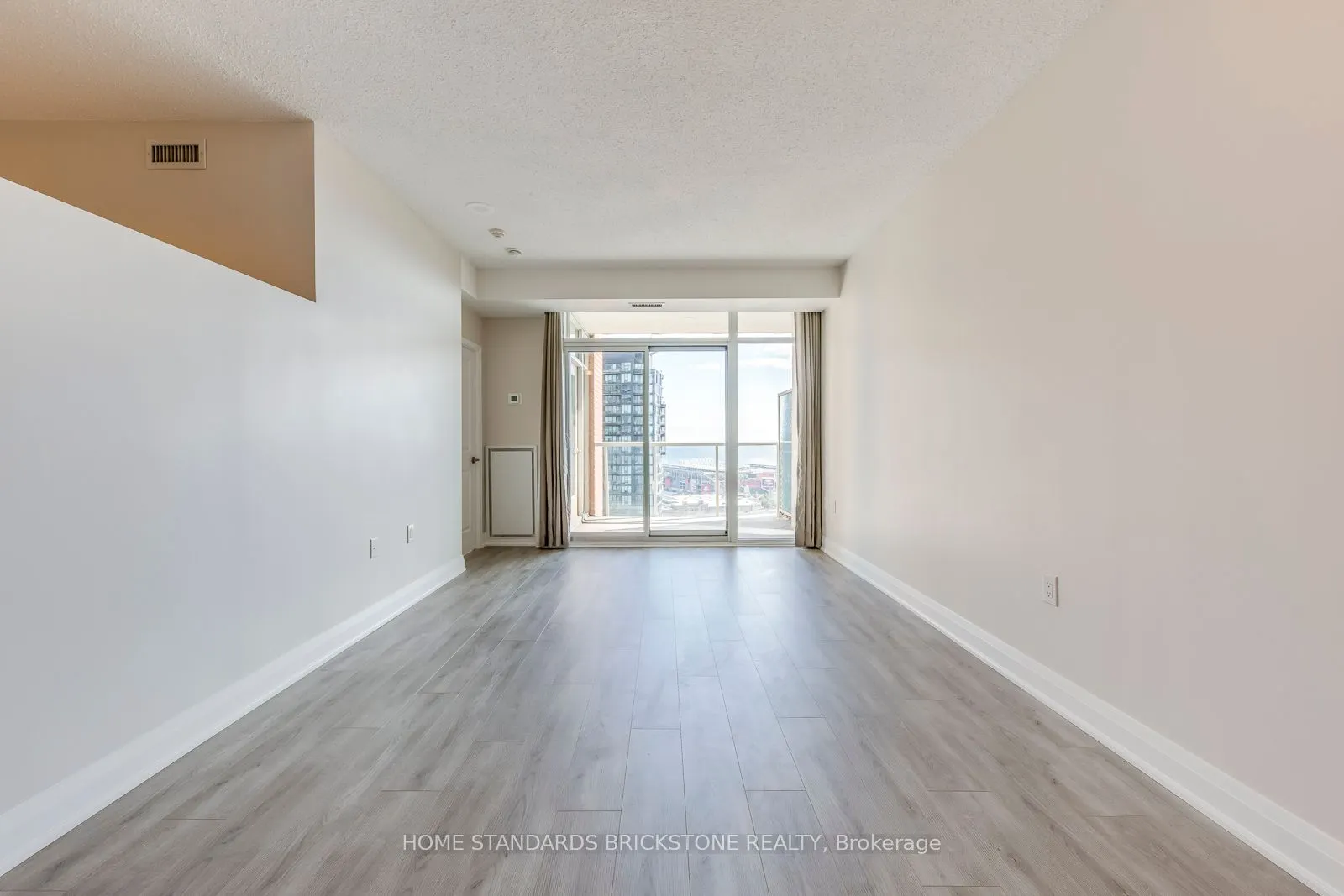 125 Western Battery Road, #2508