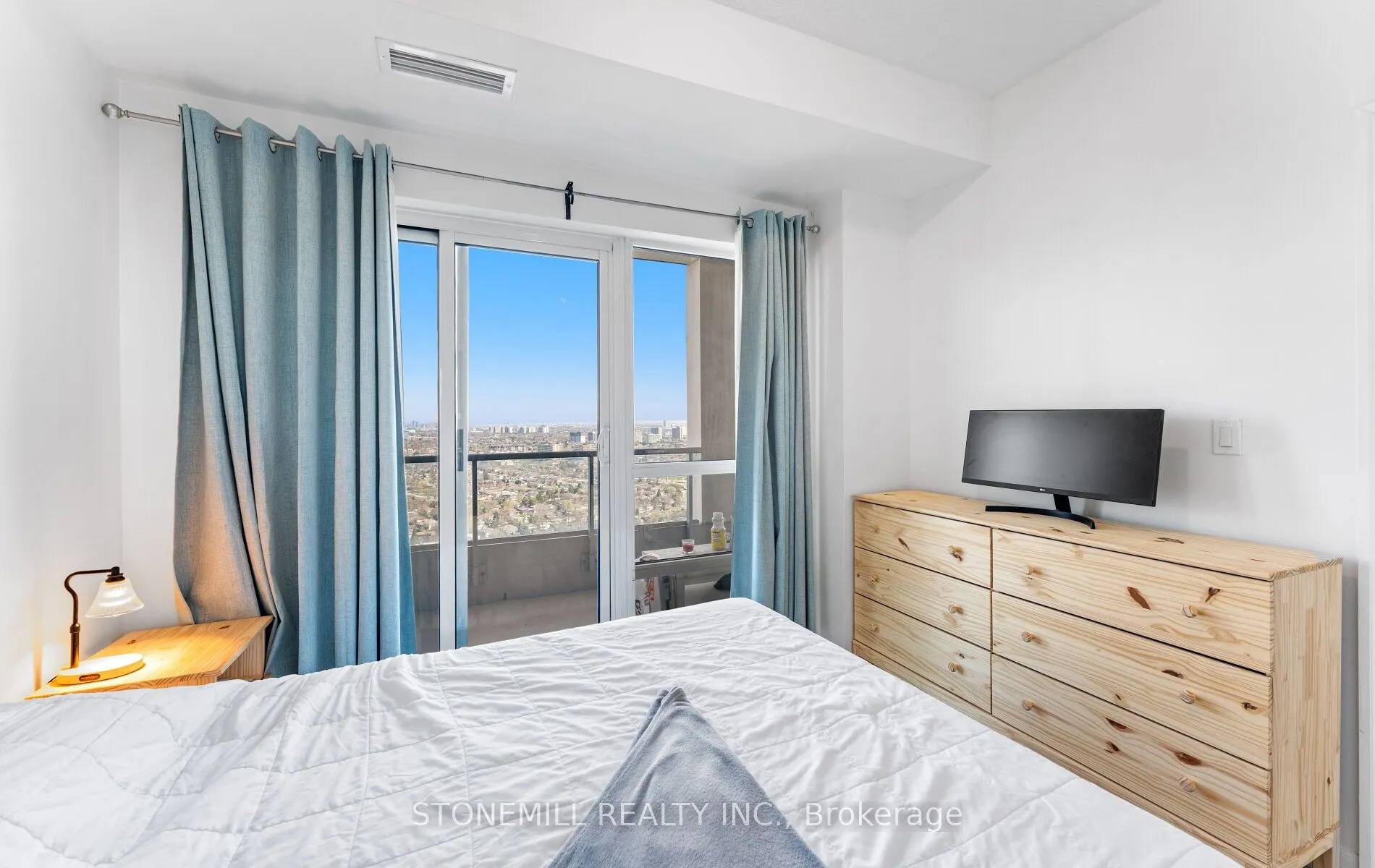 2015 Sheppard Avenue E, #LPH07