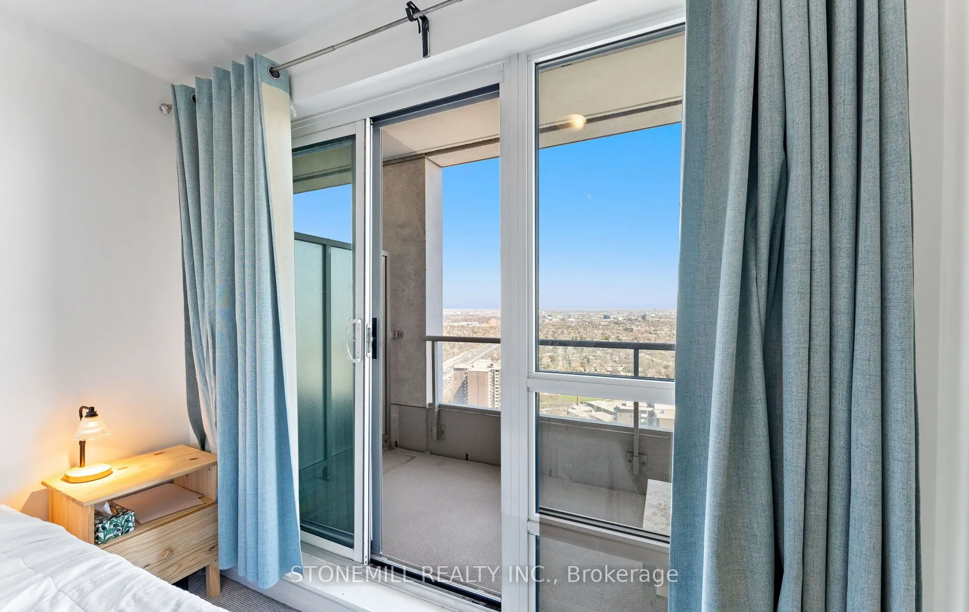 2015 Sheppard Avenue E, #LPH07