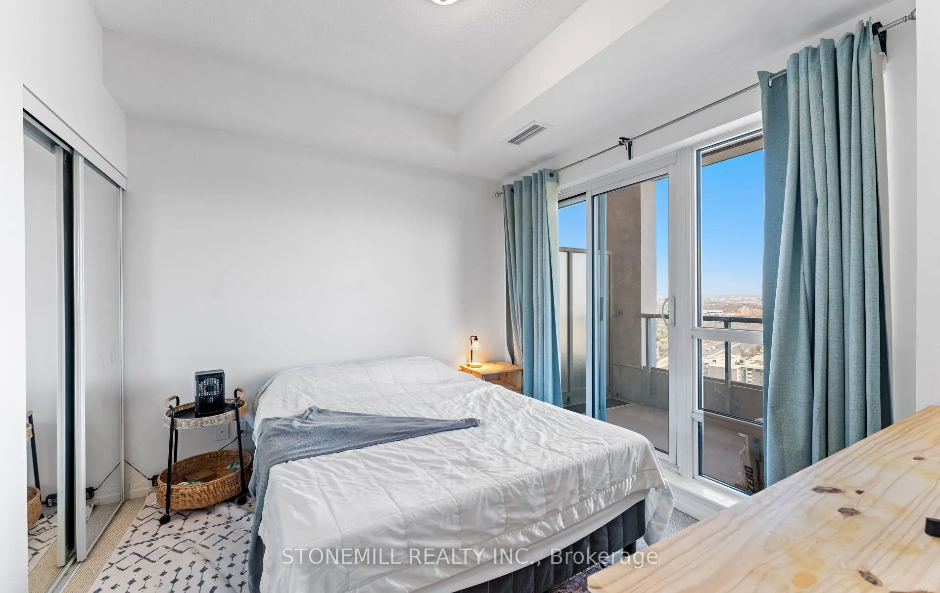 2015 Sheppard Avenue E, #LPH07