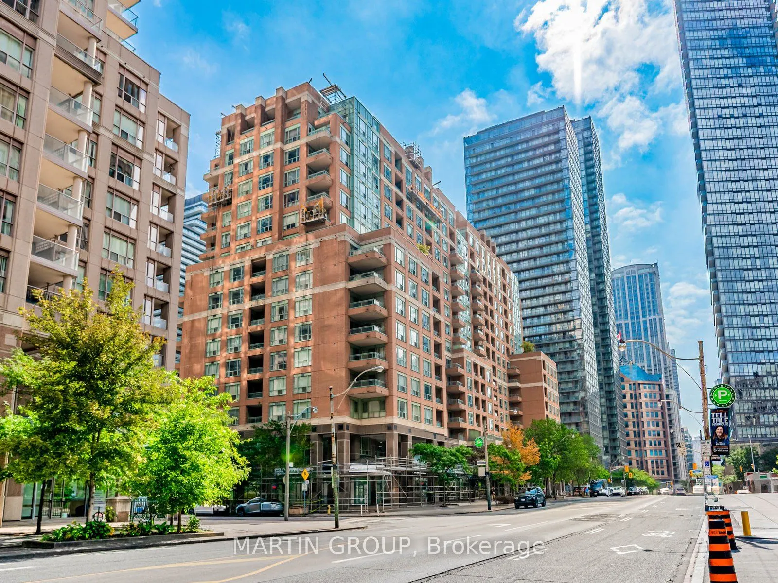 887 Bay Street, #506