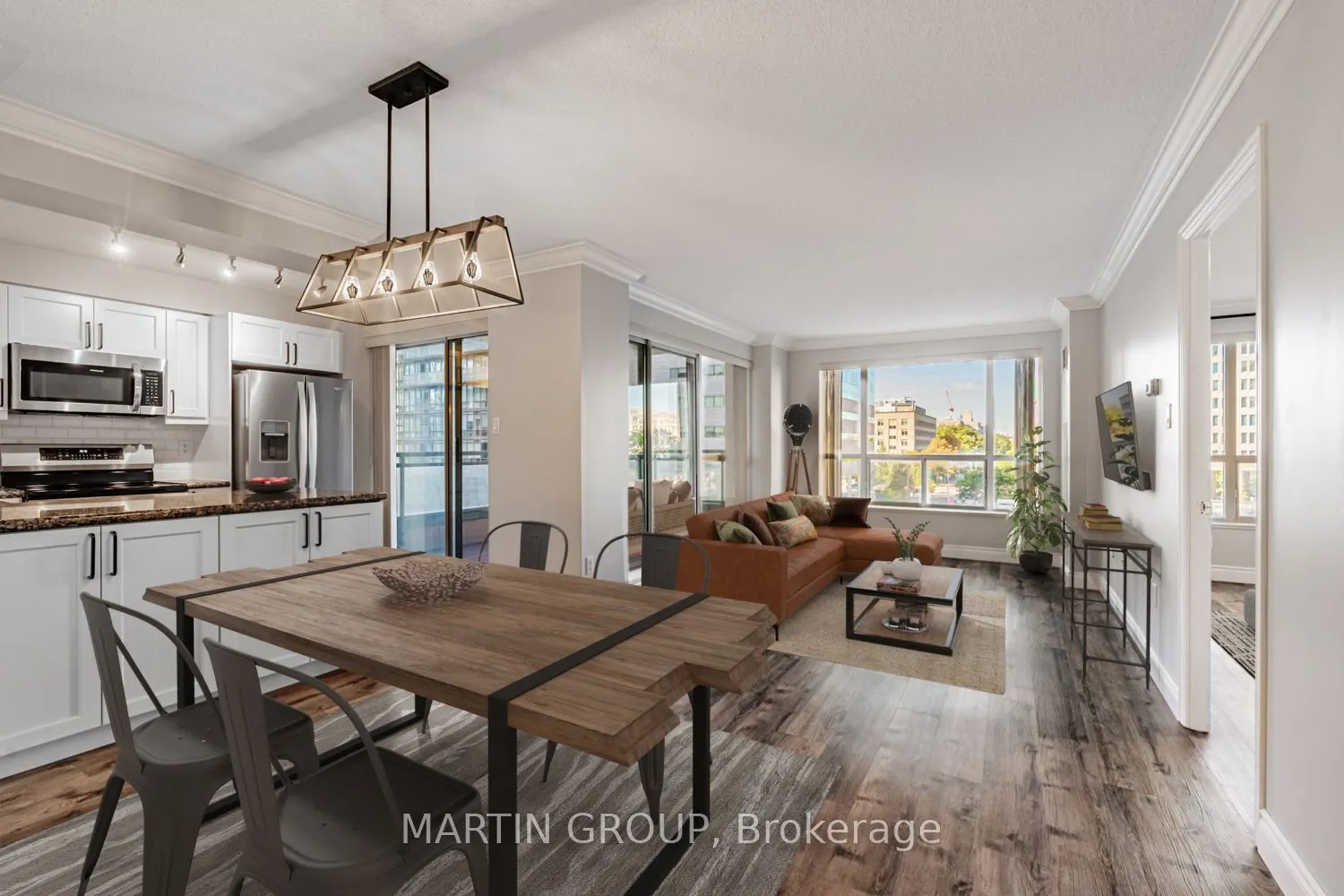 887 Bay Street, #506