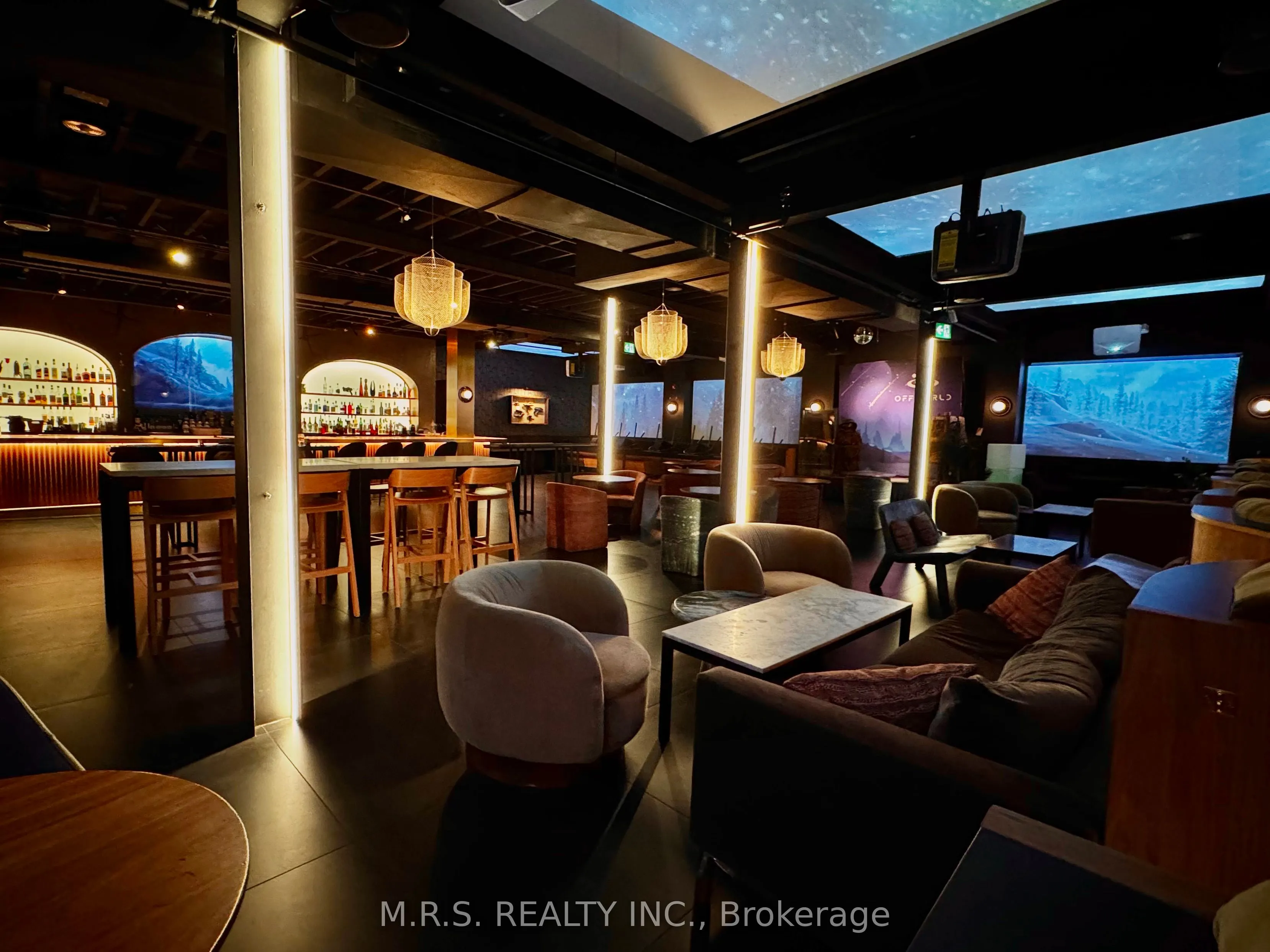 739 Queen Street W, #2nd Floor