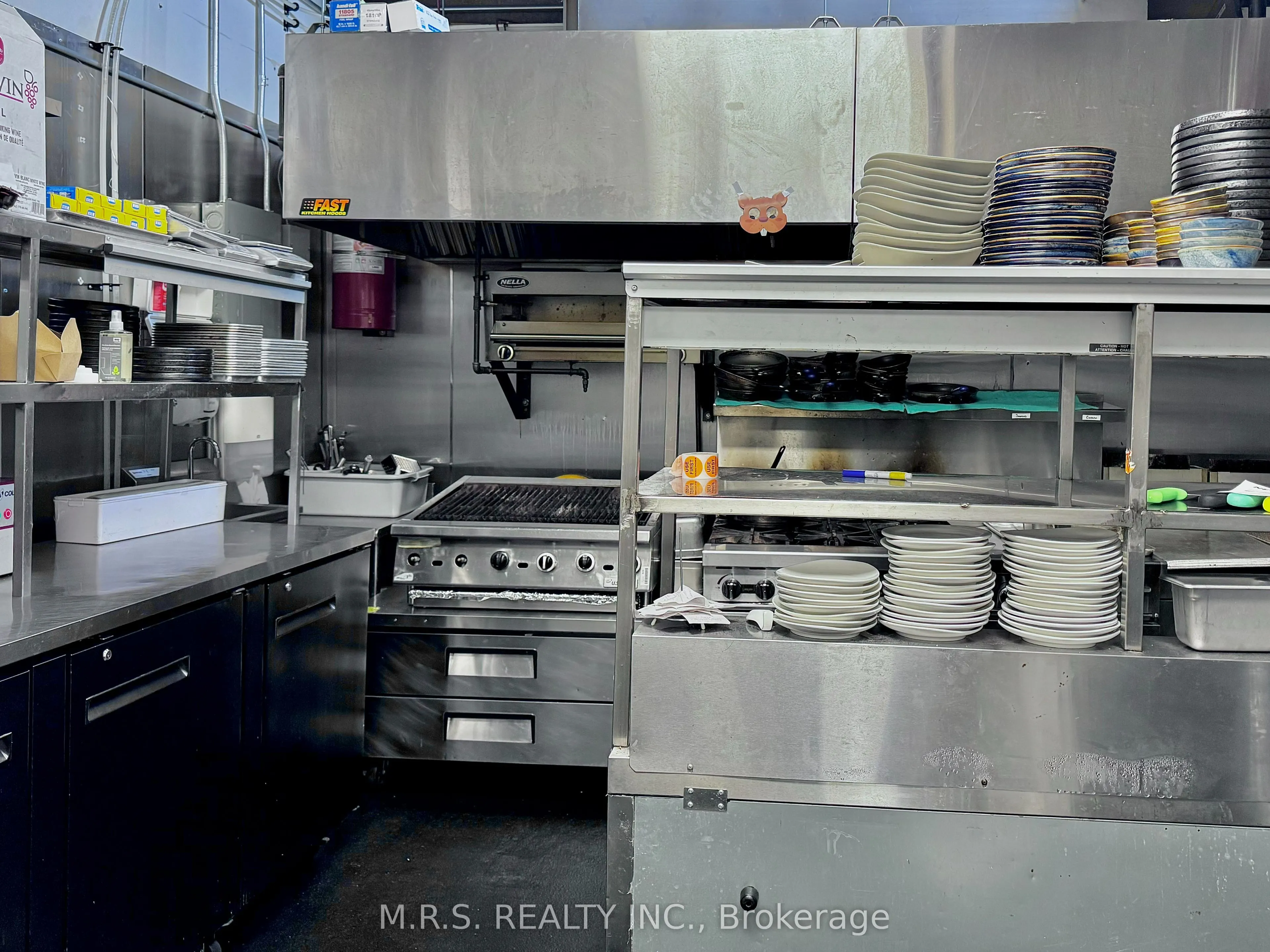 739 Queen Street W, #2nd Floor
