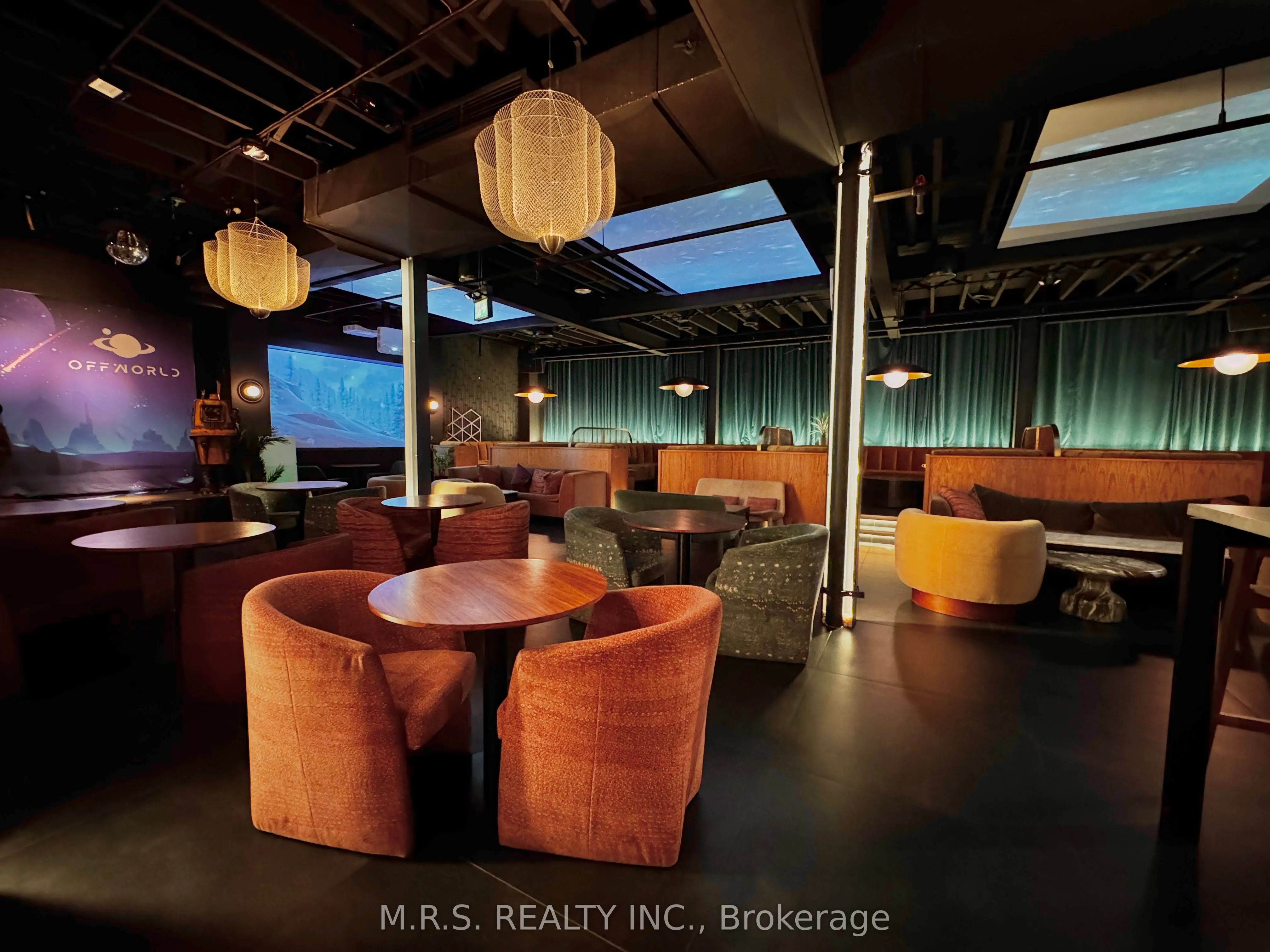 739 Queen Street W, #2nd Floor