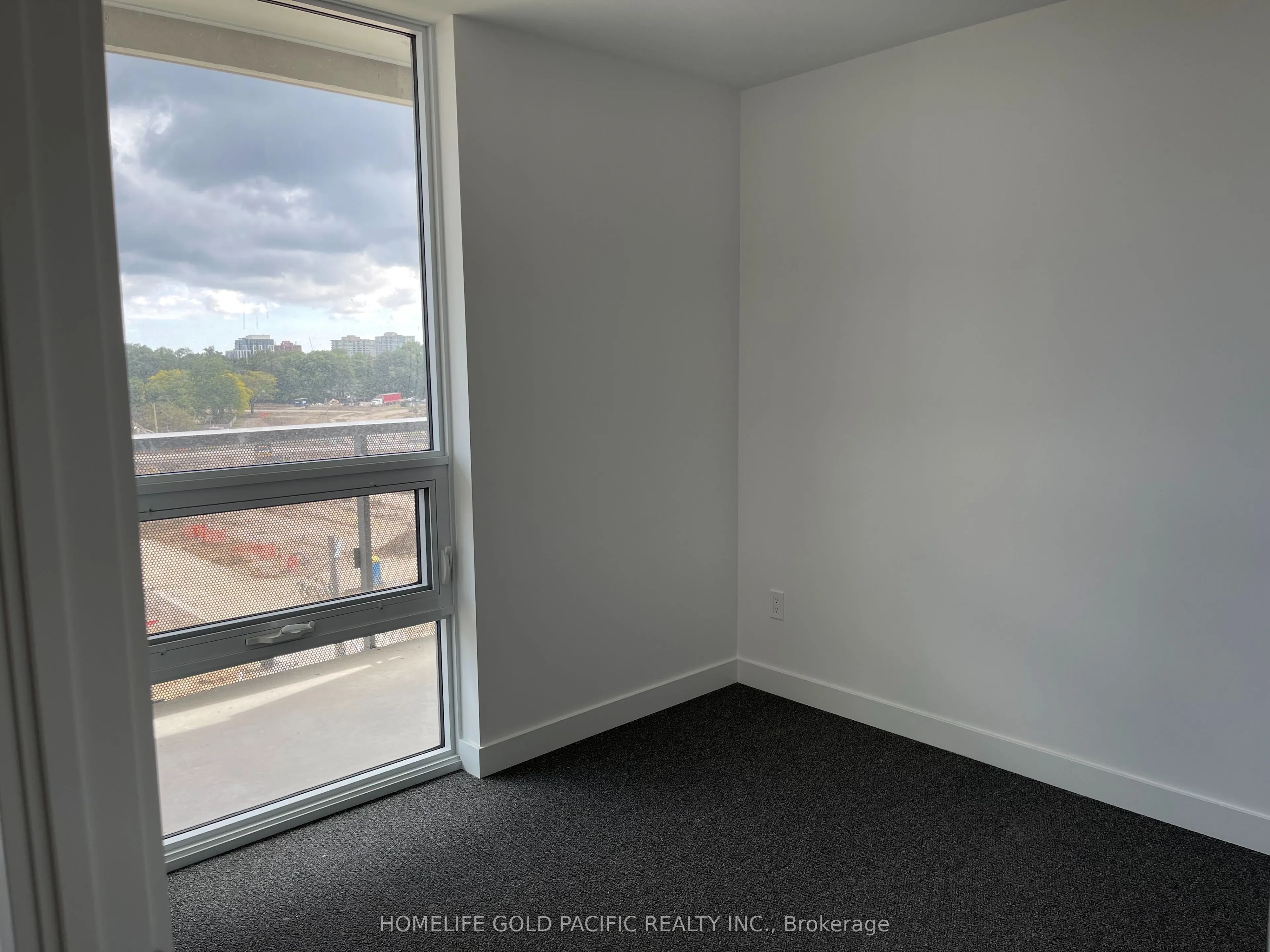 120 Varna Drive, #720