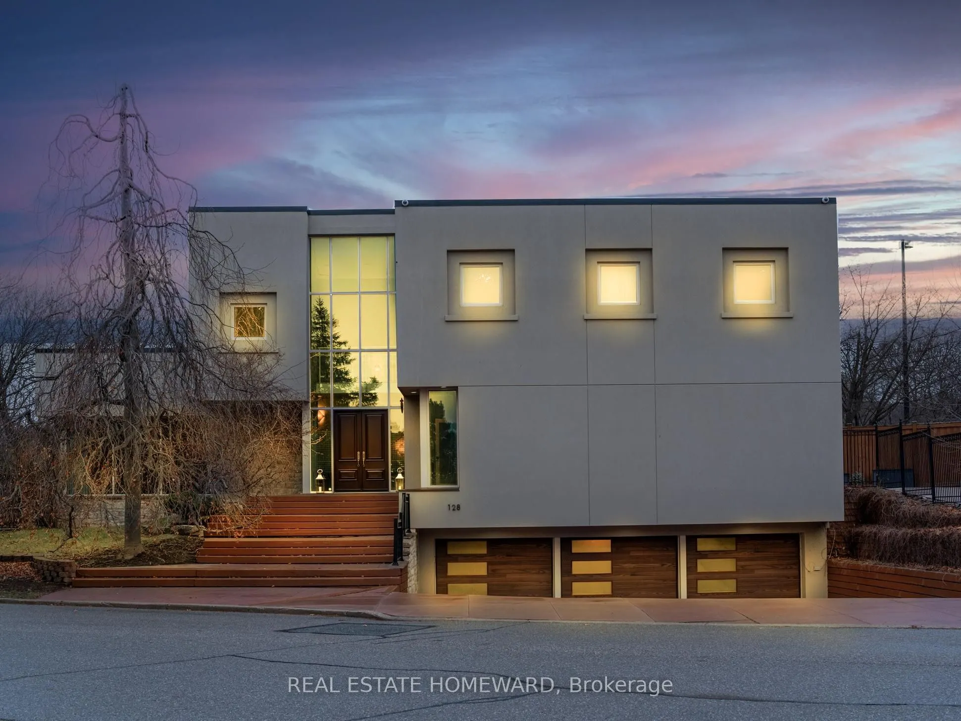 128 Laurentide Drive