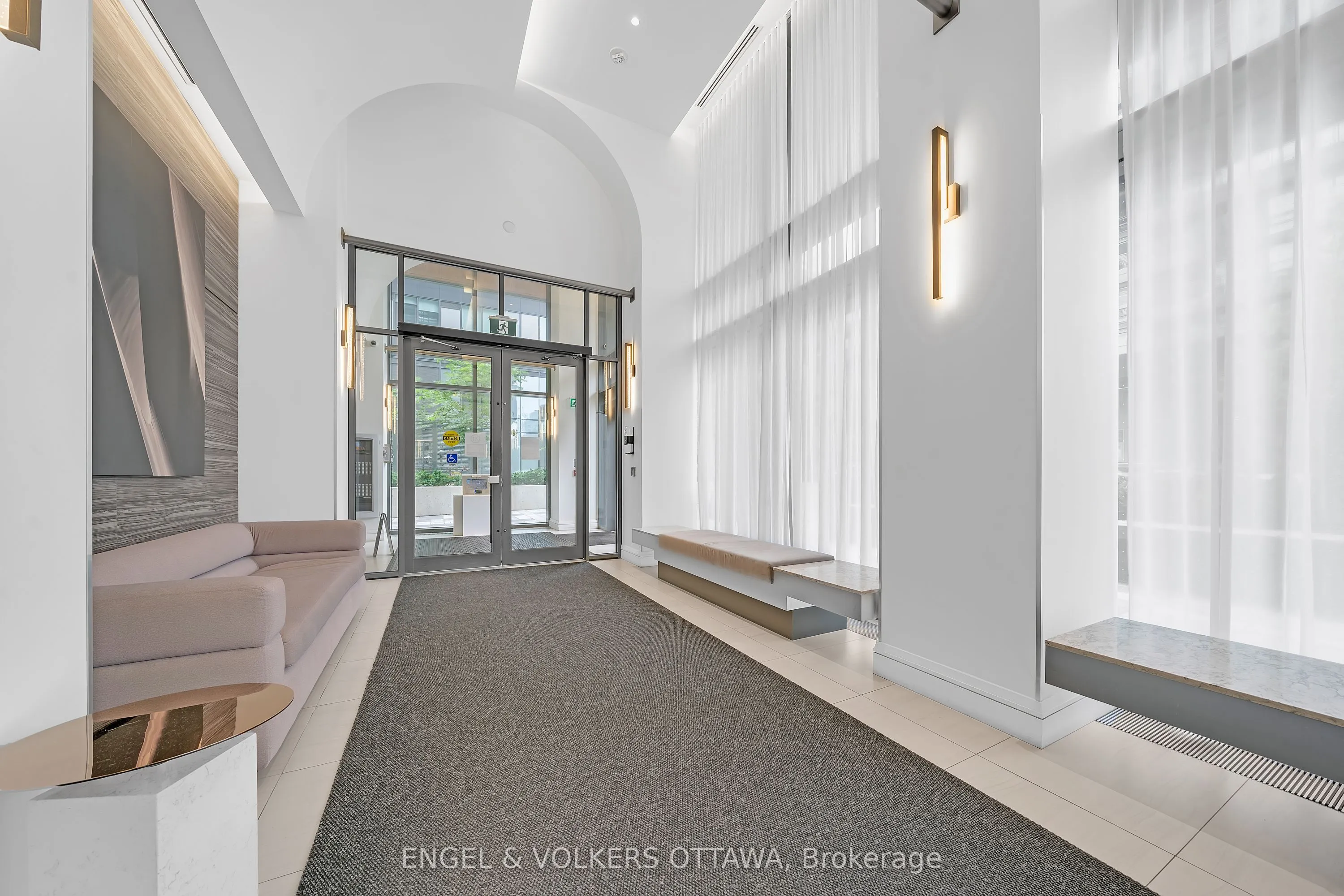39 Roehampton Avenue, #2509