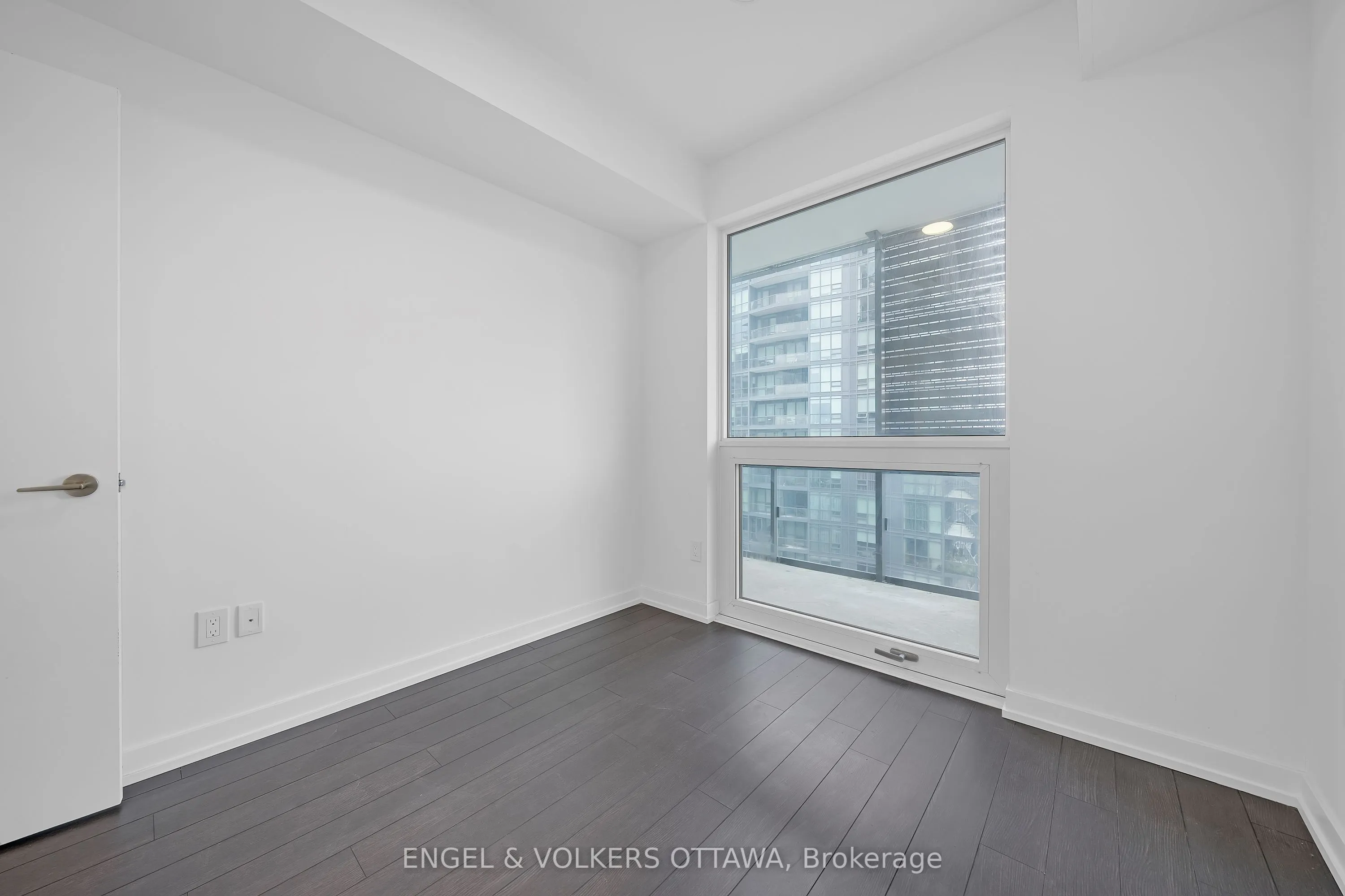 39 Roehampton Avenue, #2509