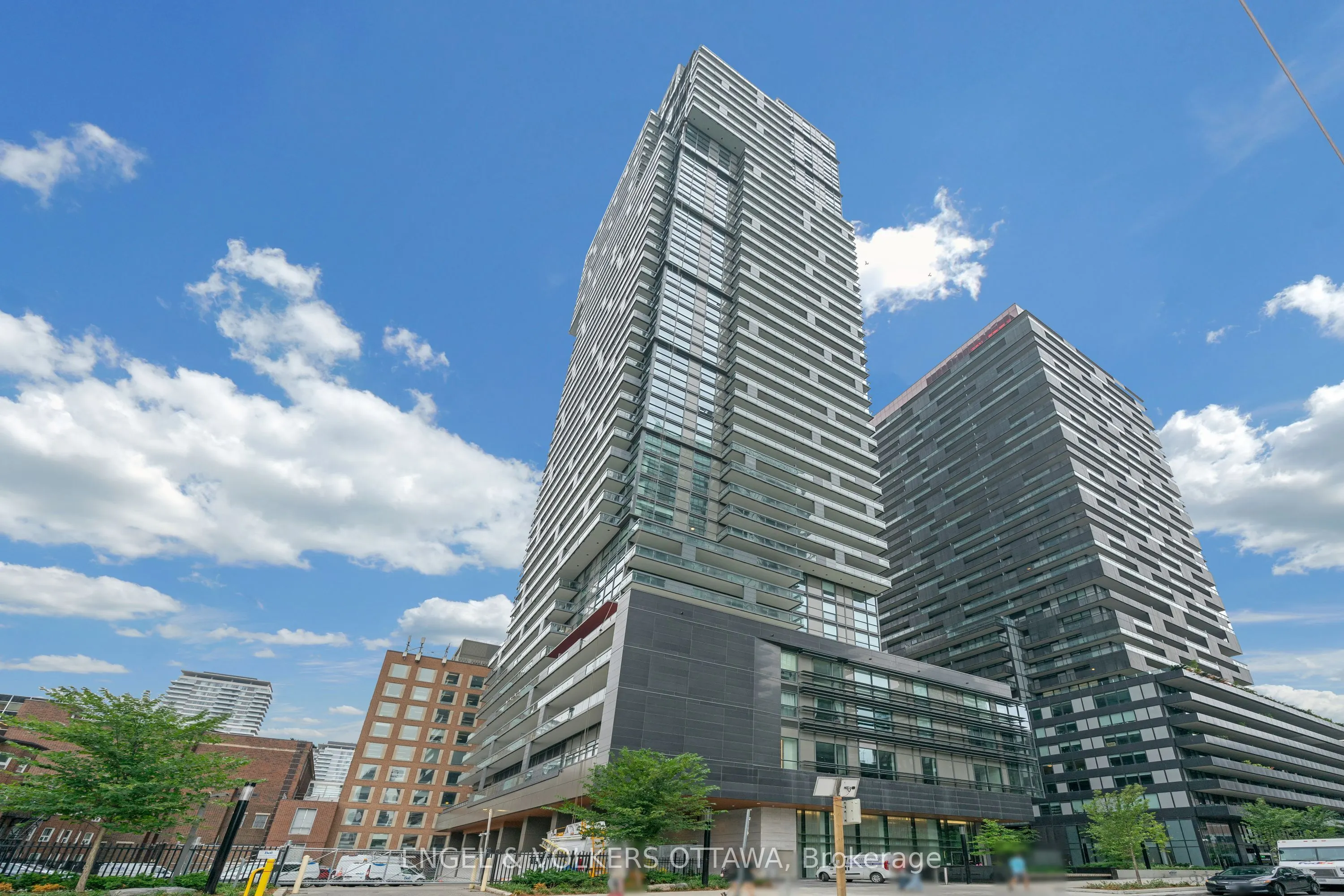 39 Roehampton Avenue, #2509