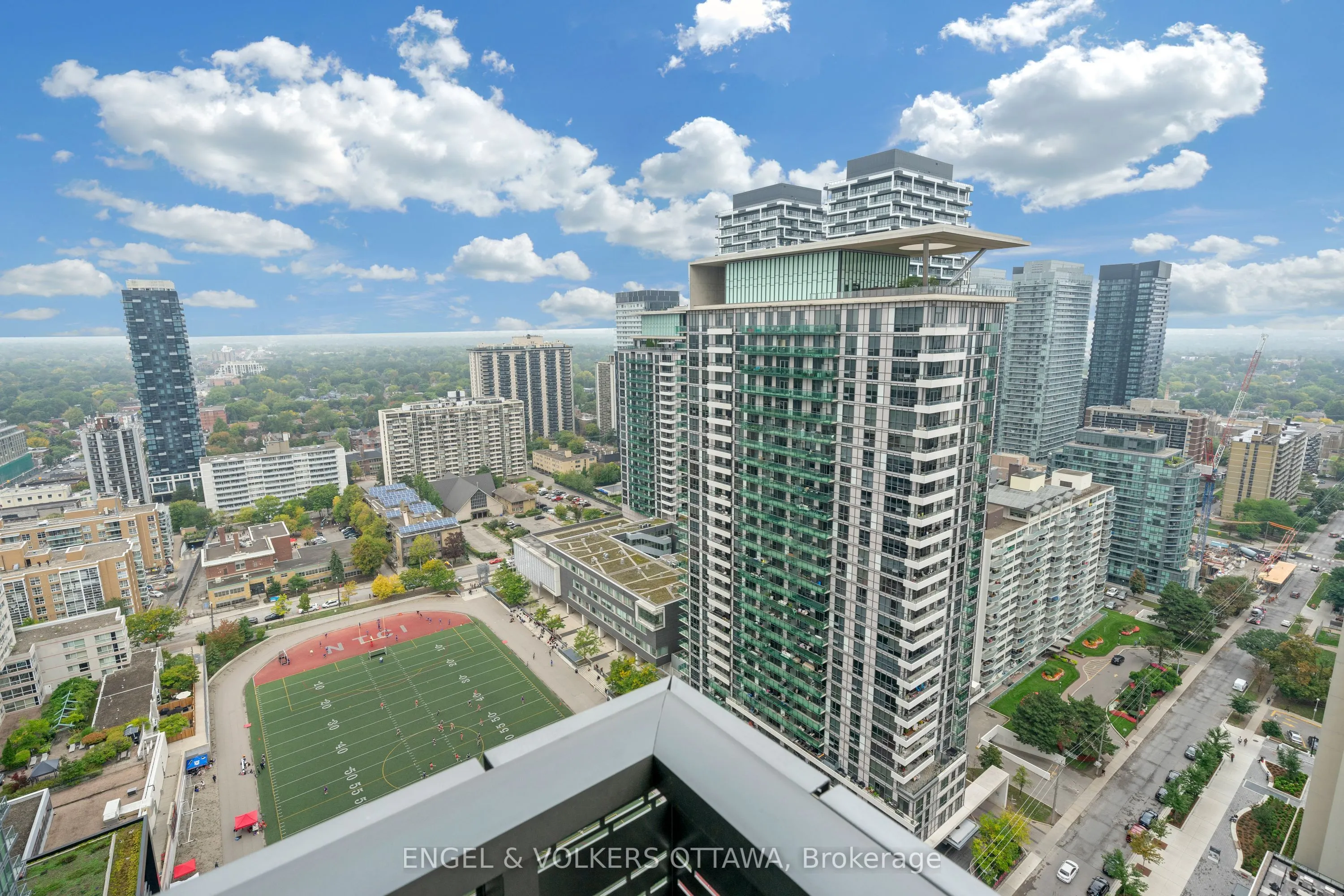 39 Roehampton Avenue, #2509