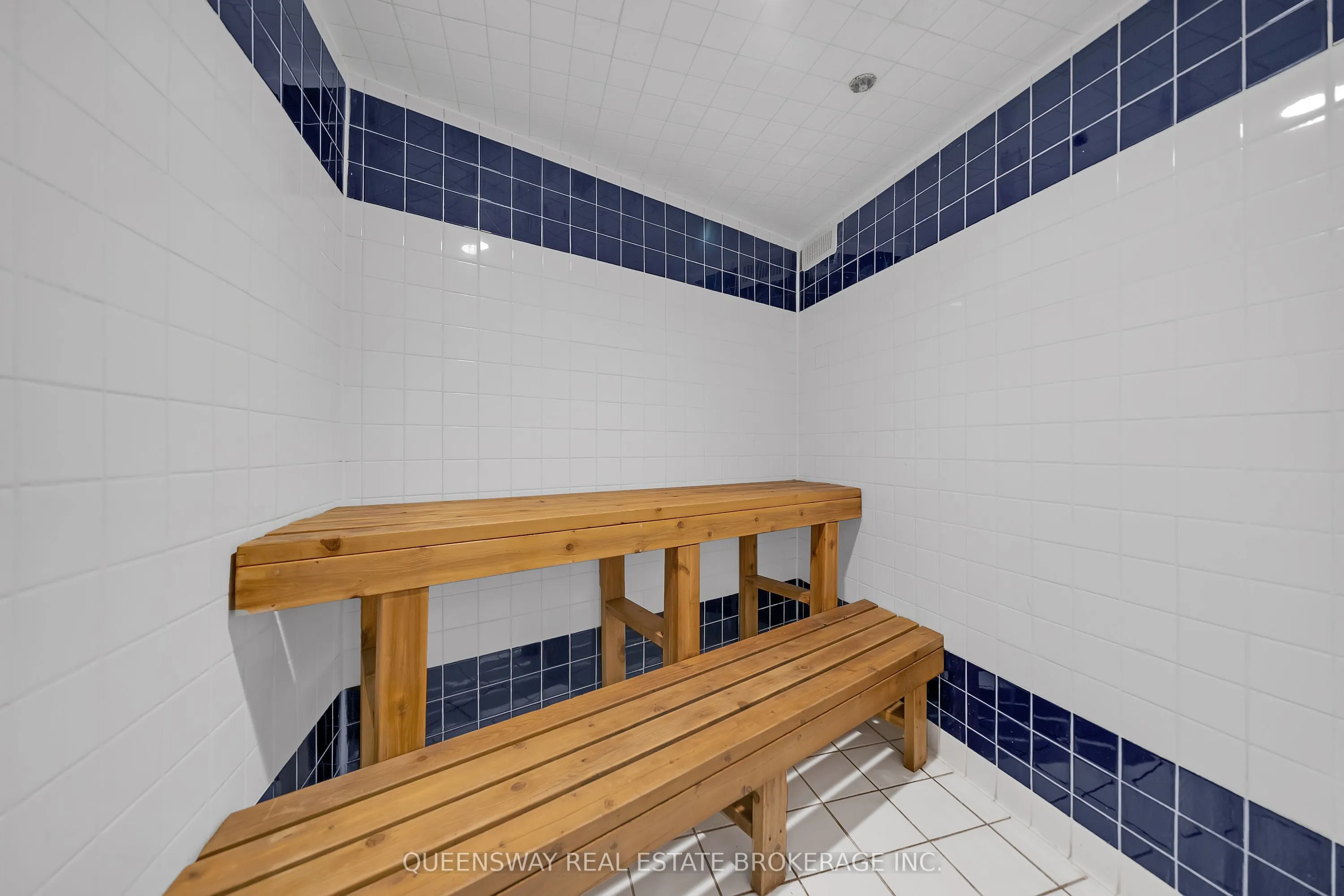 550 Queens Quay W, #429