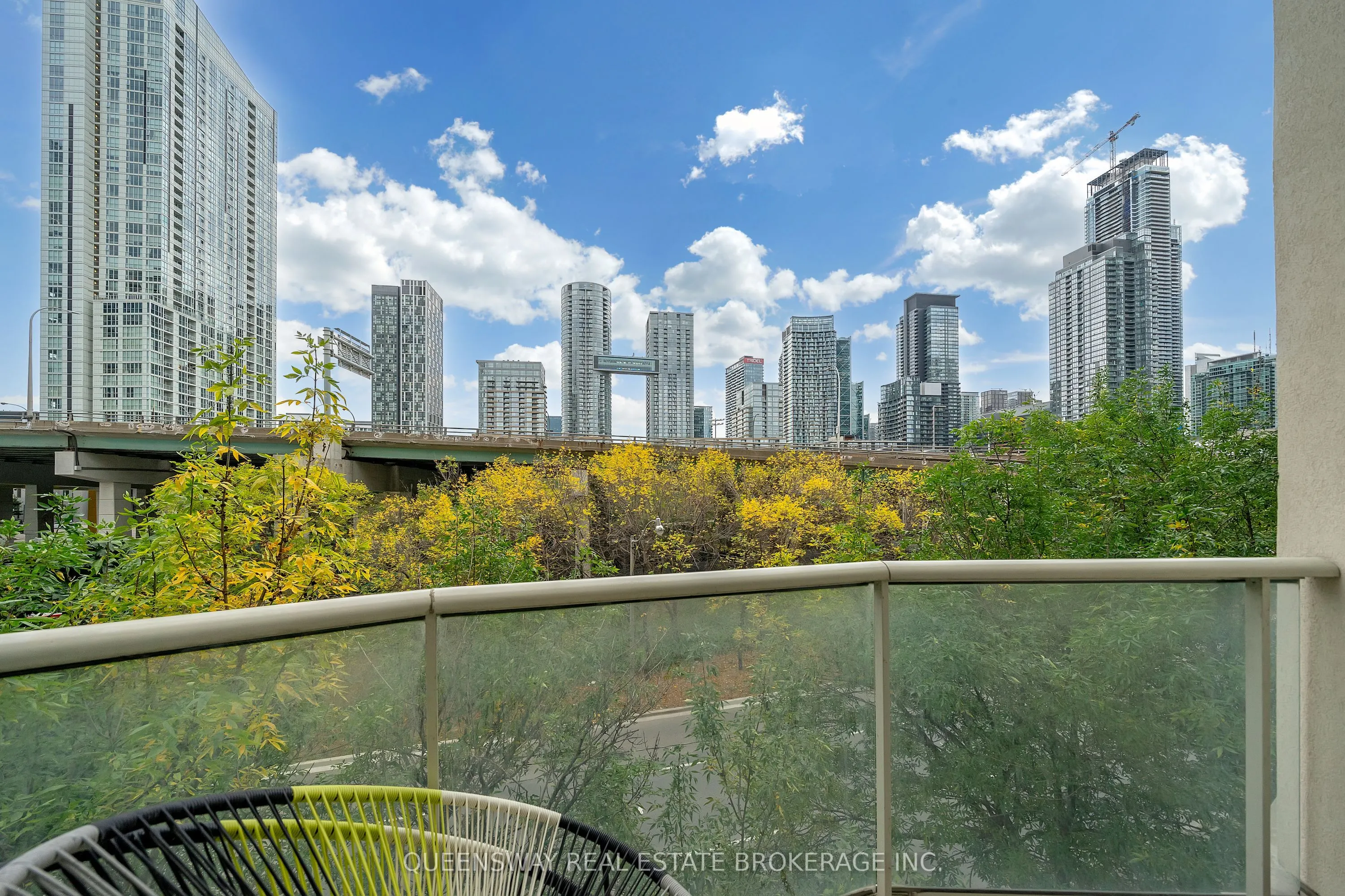 550 Queens Quay W, #429