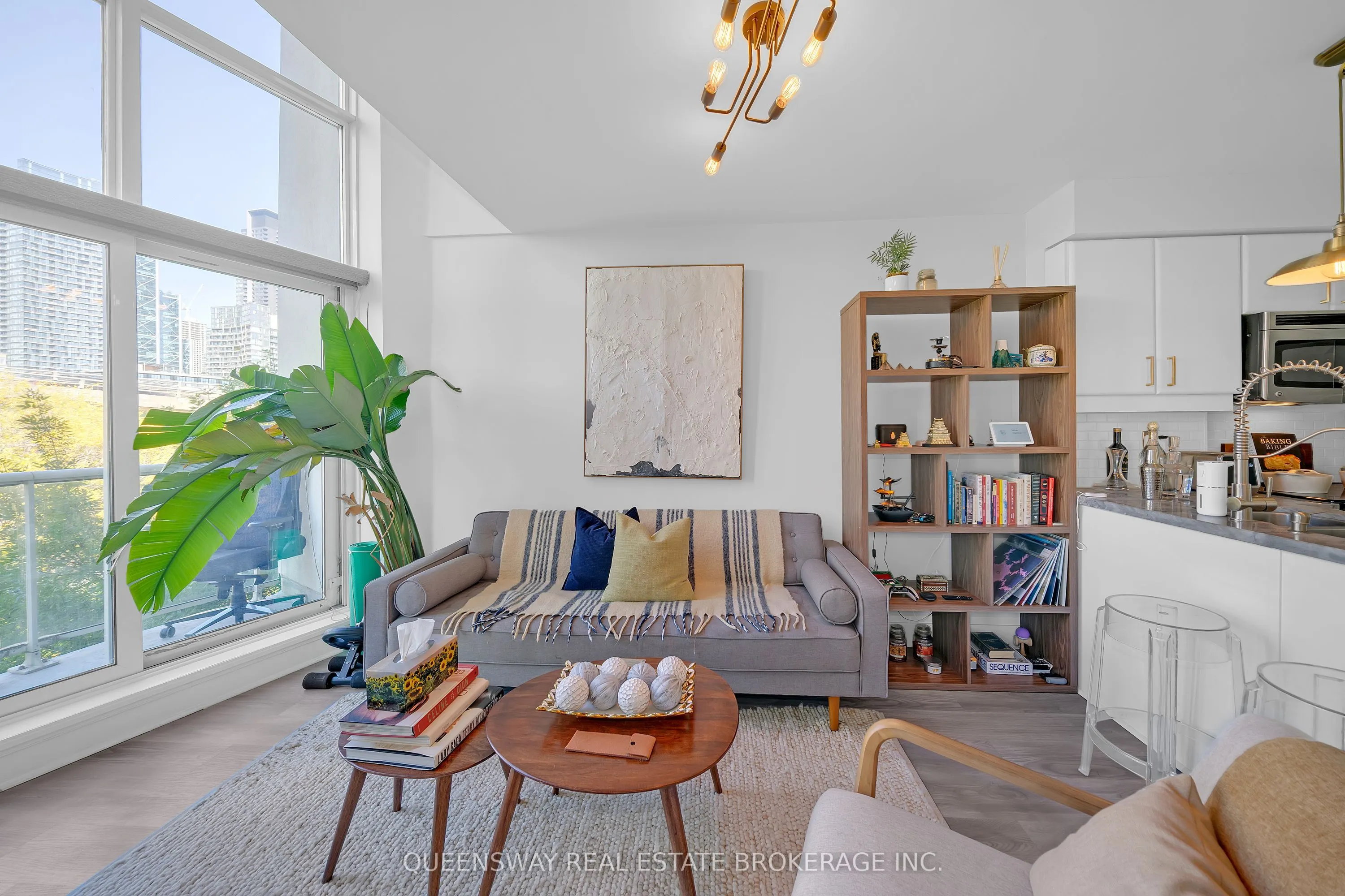 550 Queens Quay W, #429