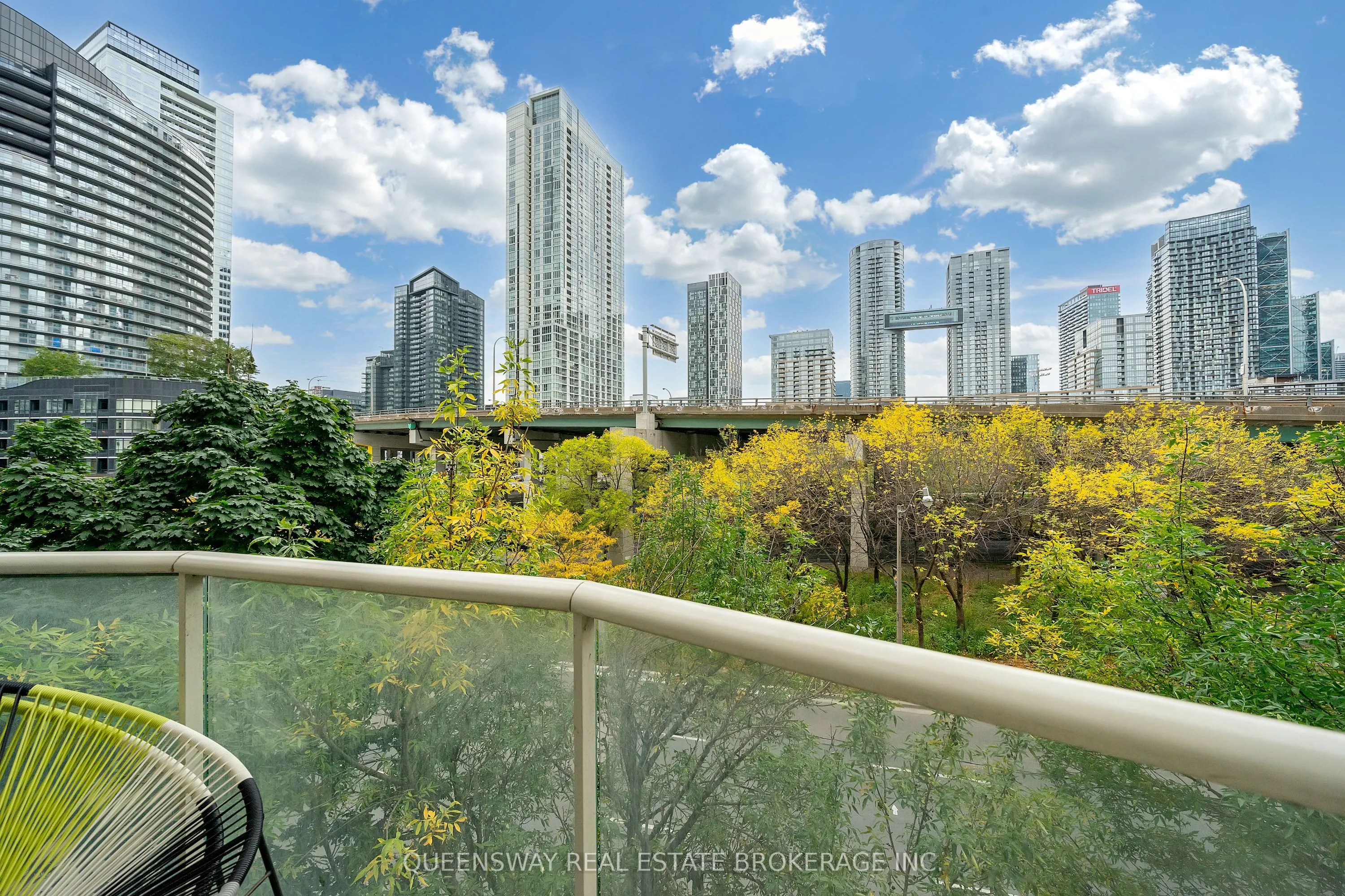 550 Queens Quay W, #429