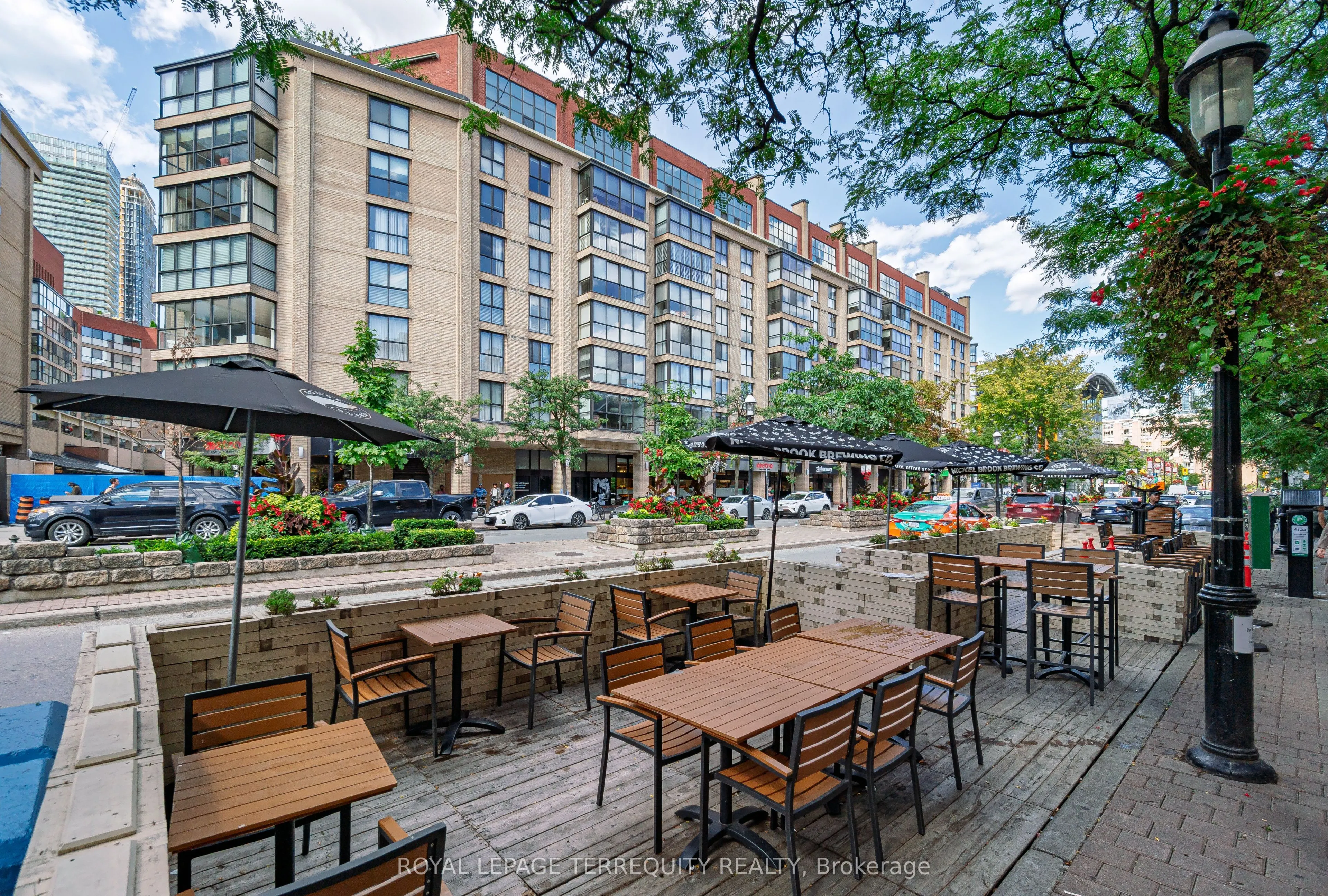 81A Front Street E, #409