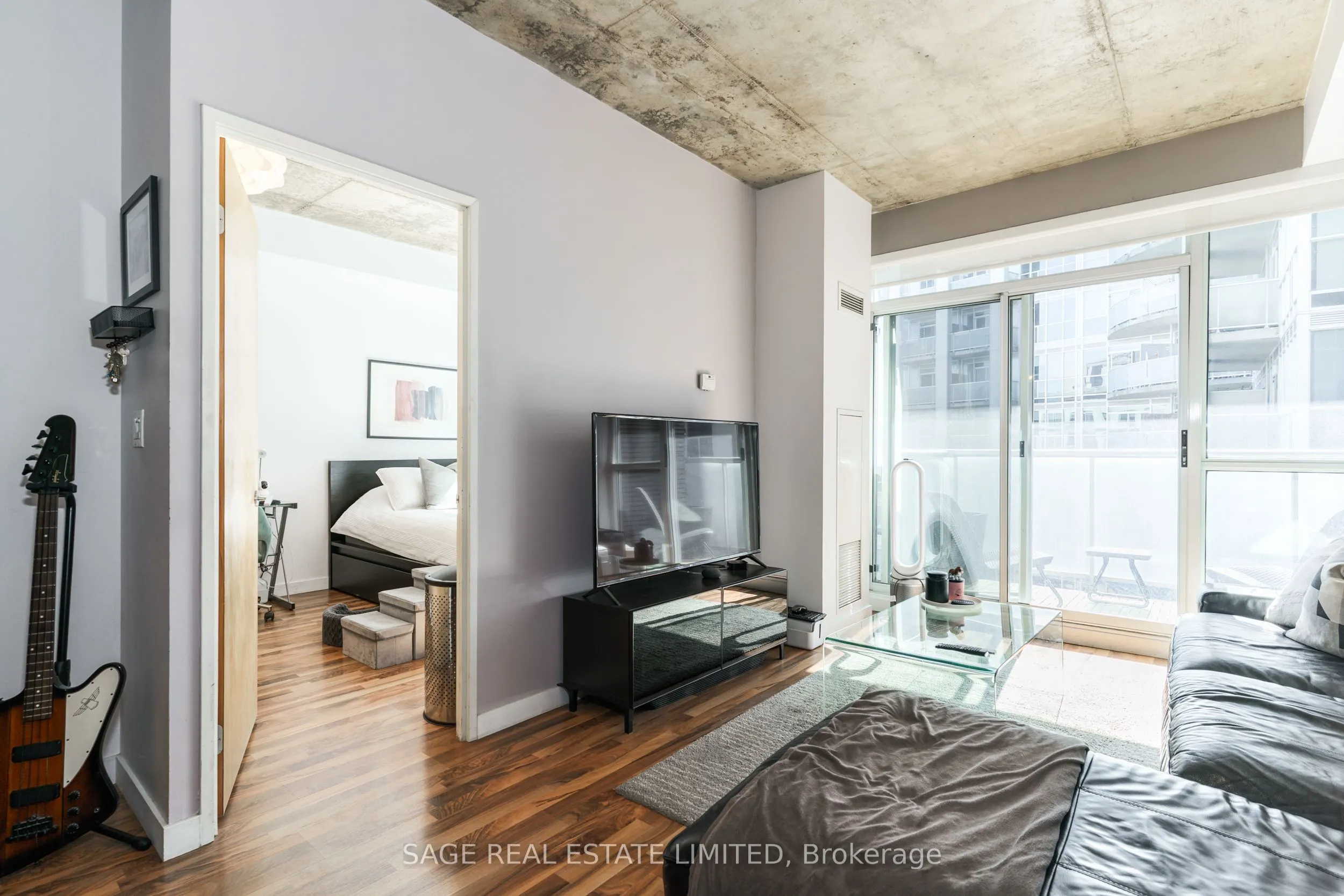 1005 King Street W, #804